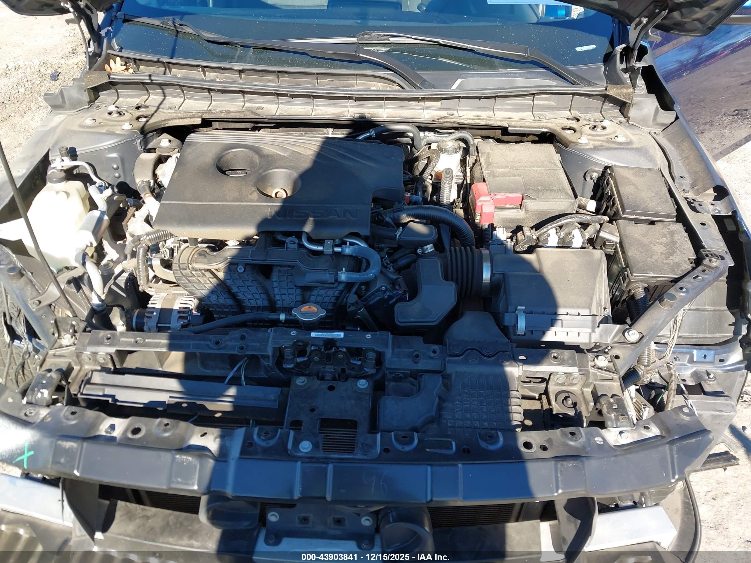 NISSAN ALTIMA image 10