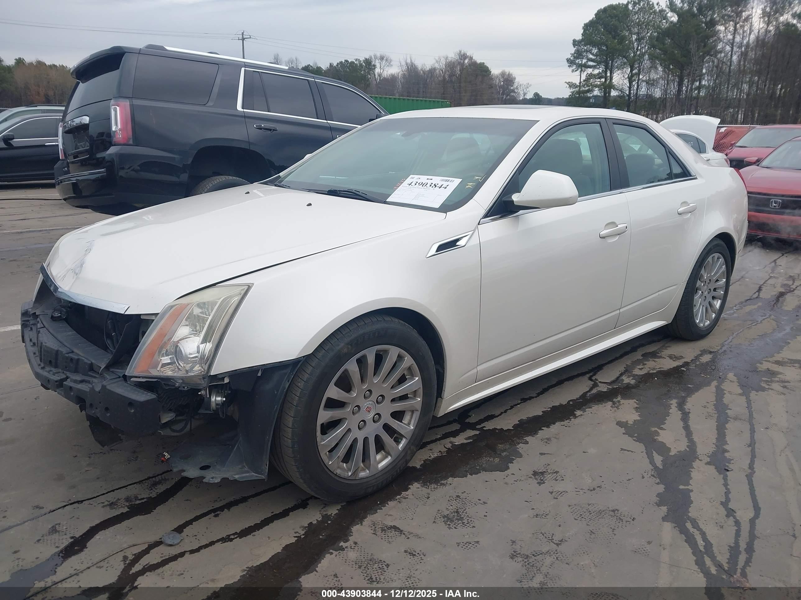 CADILLAC CTS image 2