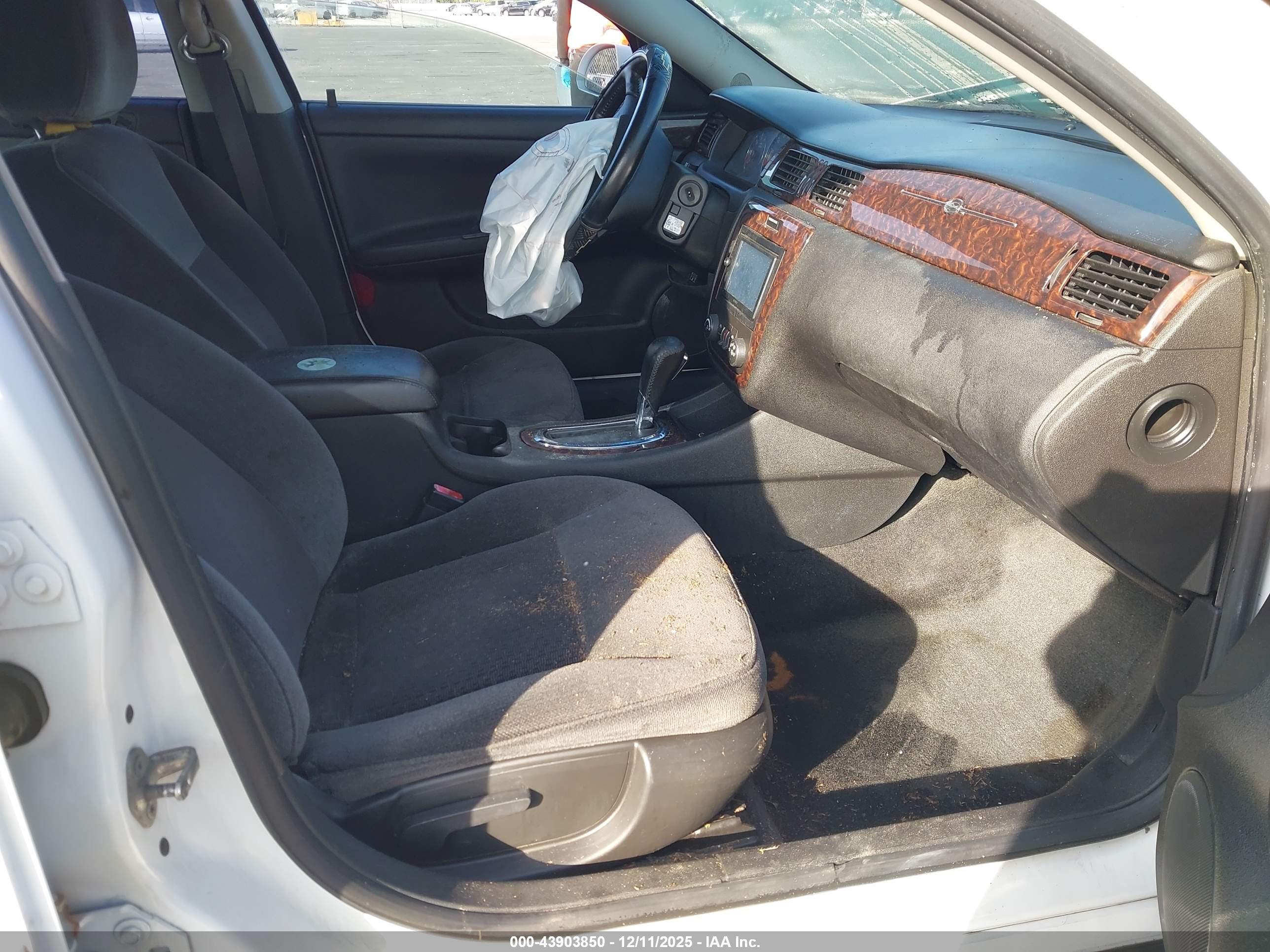 CHEVROLET IMPALA image 5