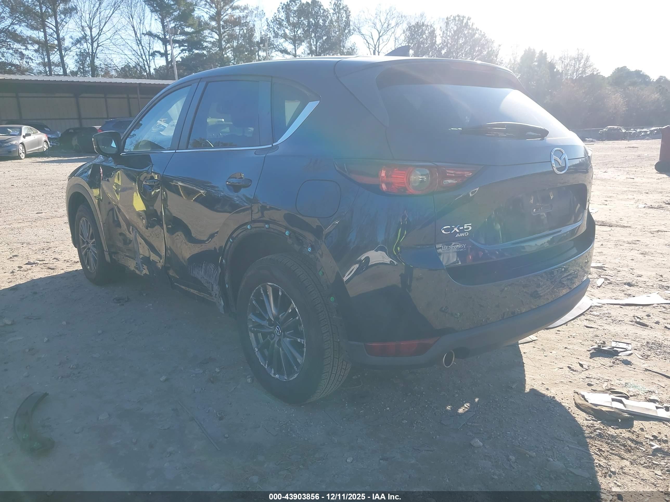 MAZDA CX-5 image 3