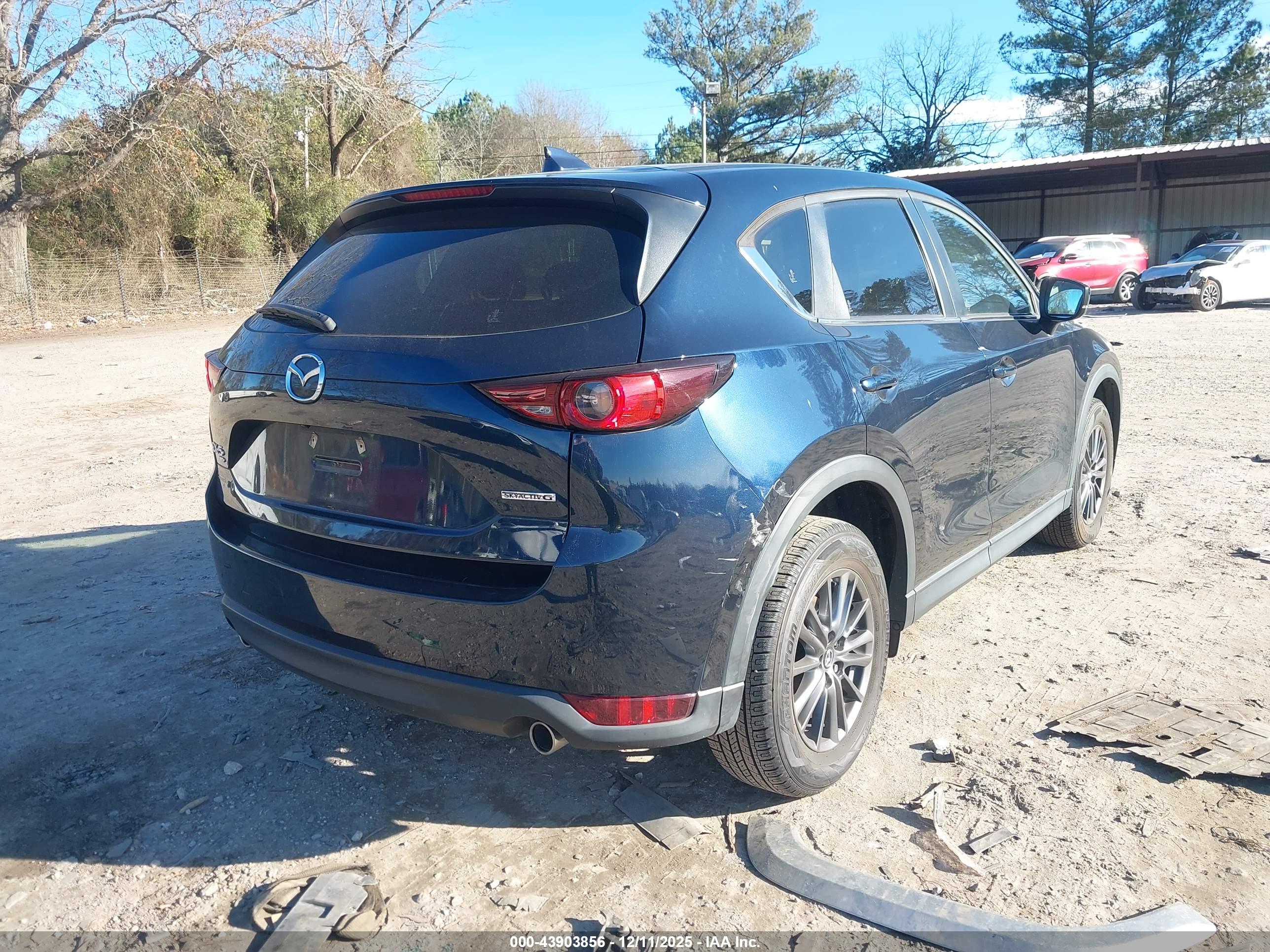 MAZDA CX-5 image 4