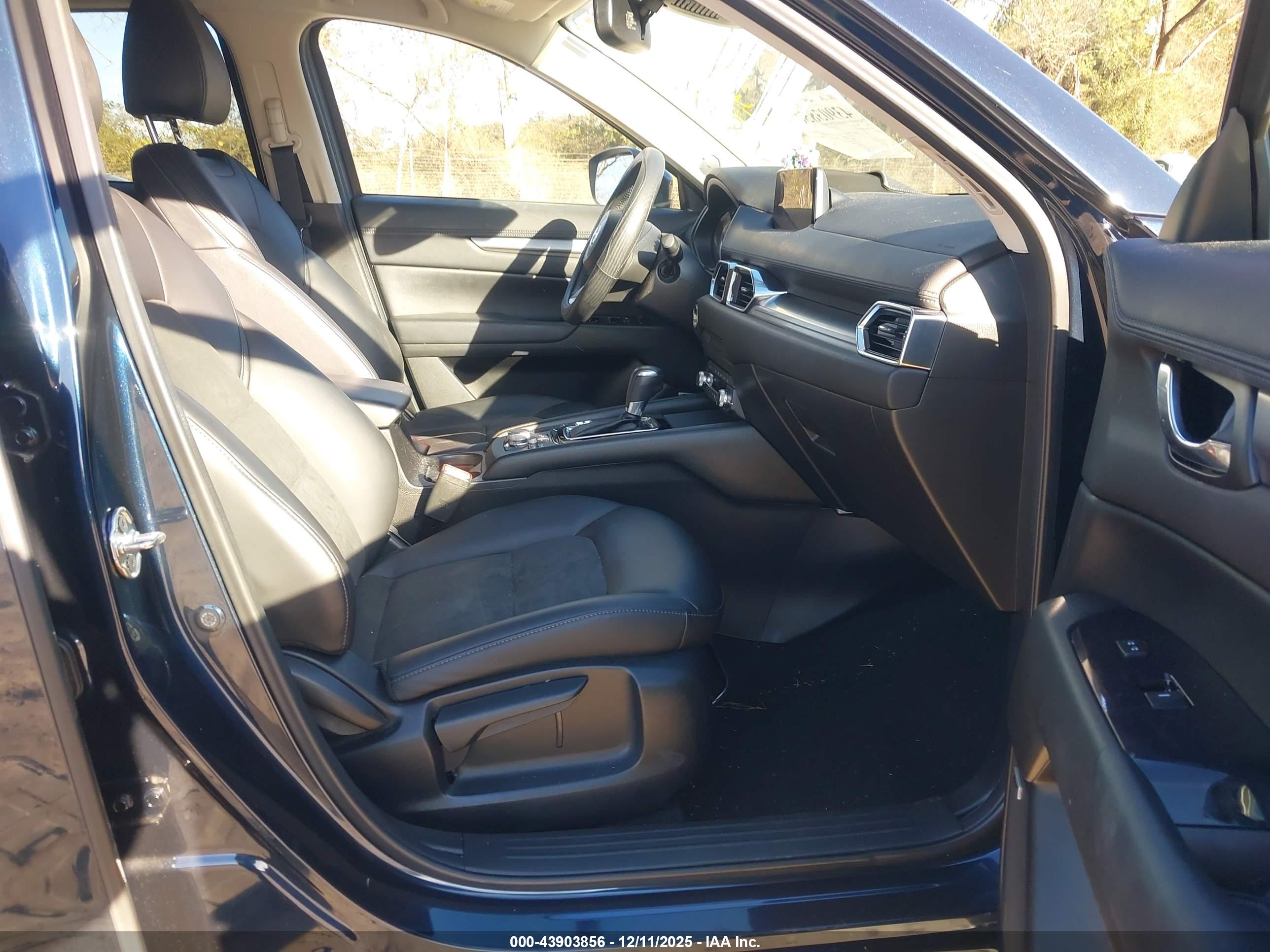 MAZDA CX-5 image 5