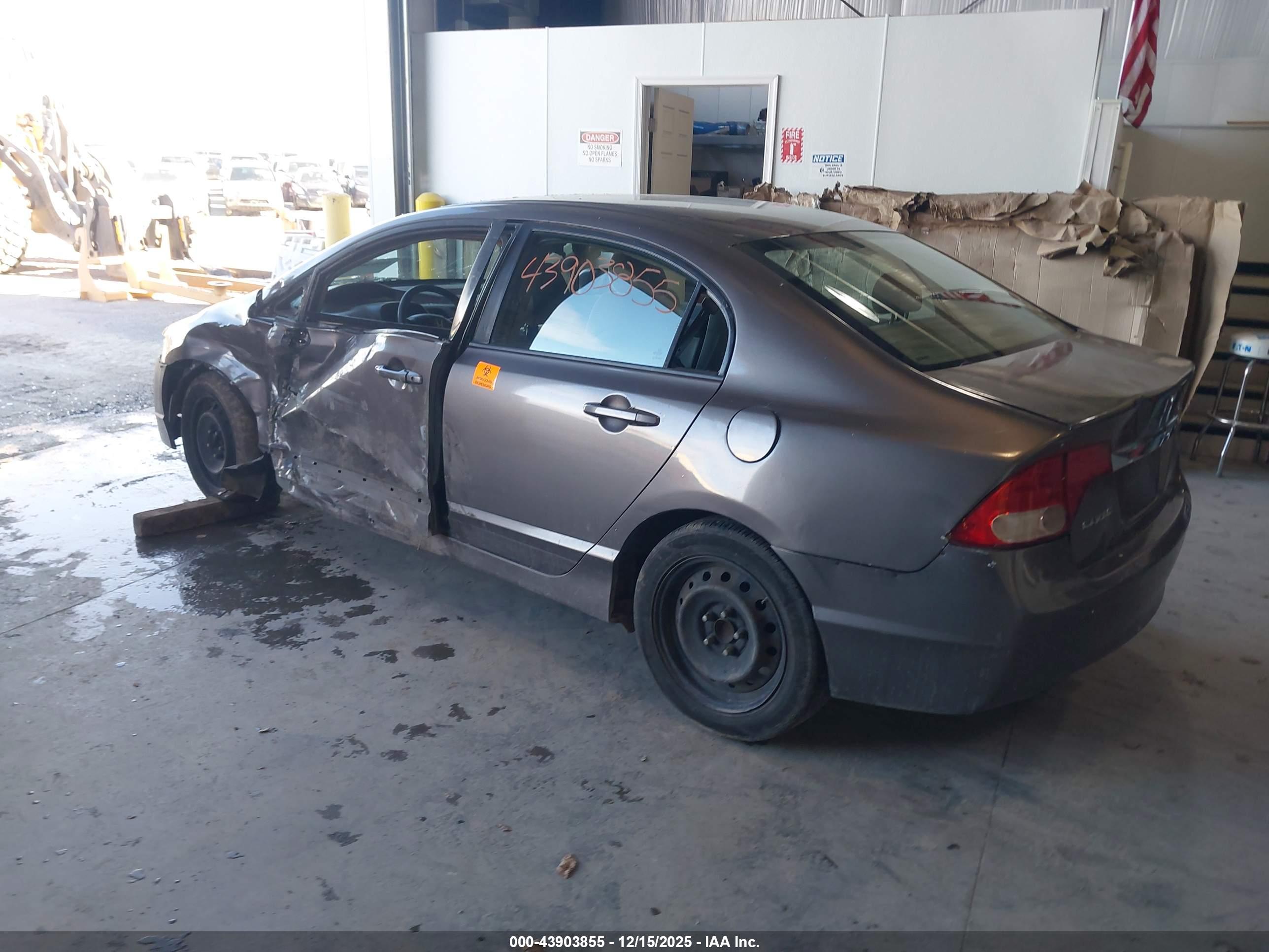 HONDA CIVIC image 3