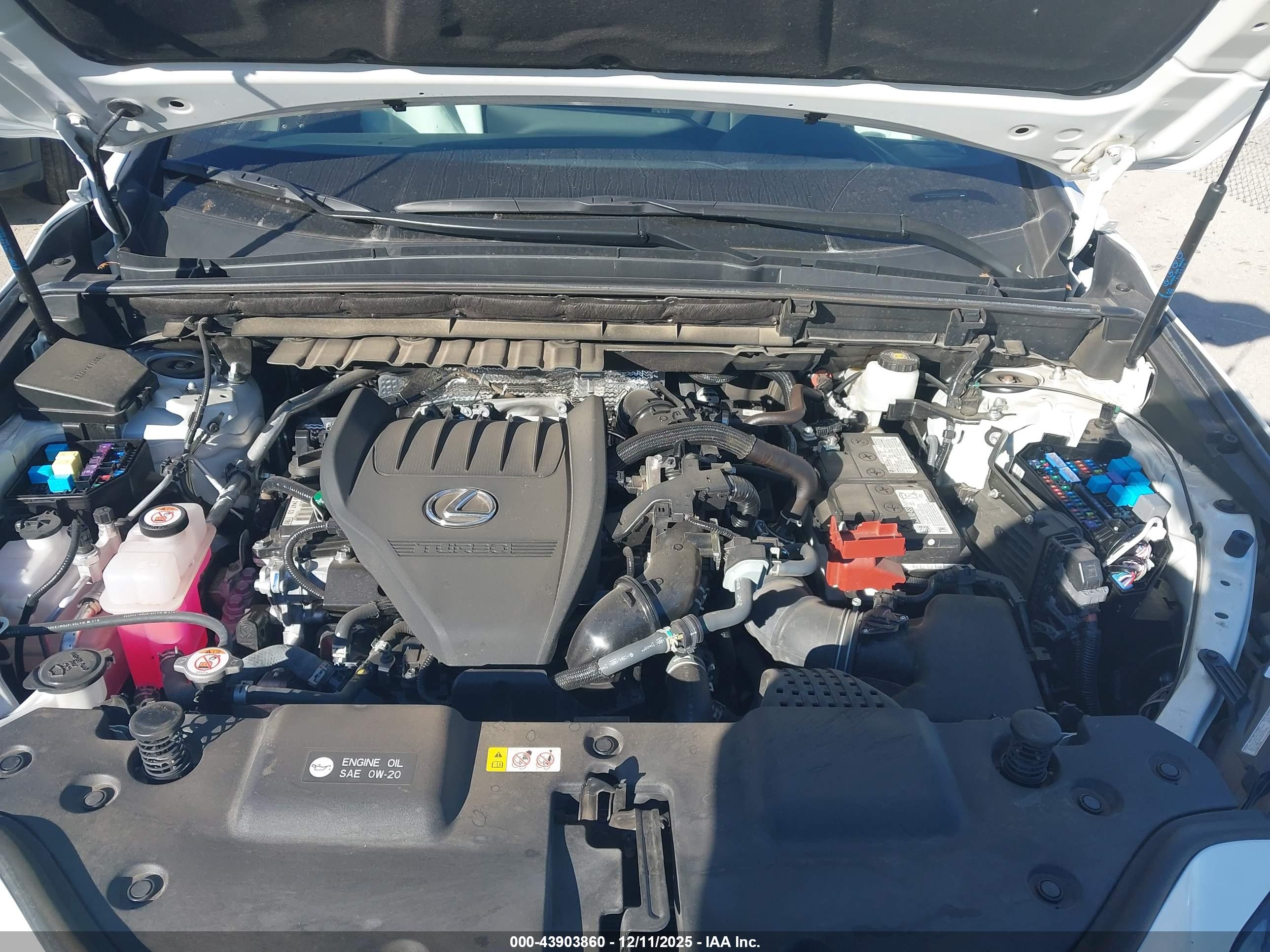 LEXUS NX image 10