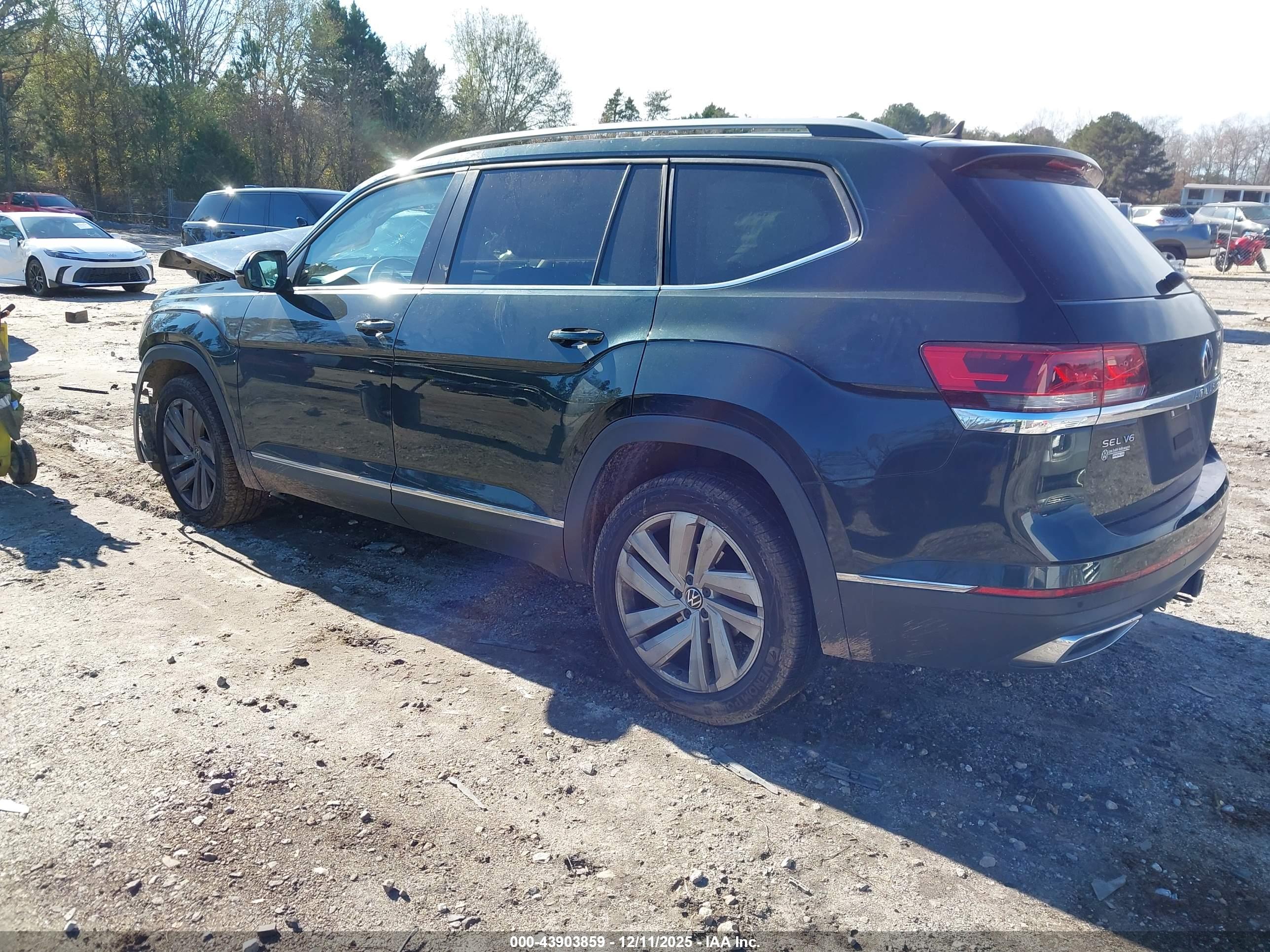 VOLKSWAGEN ATLAS image 3