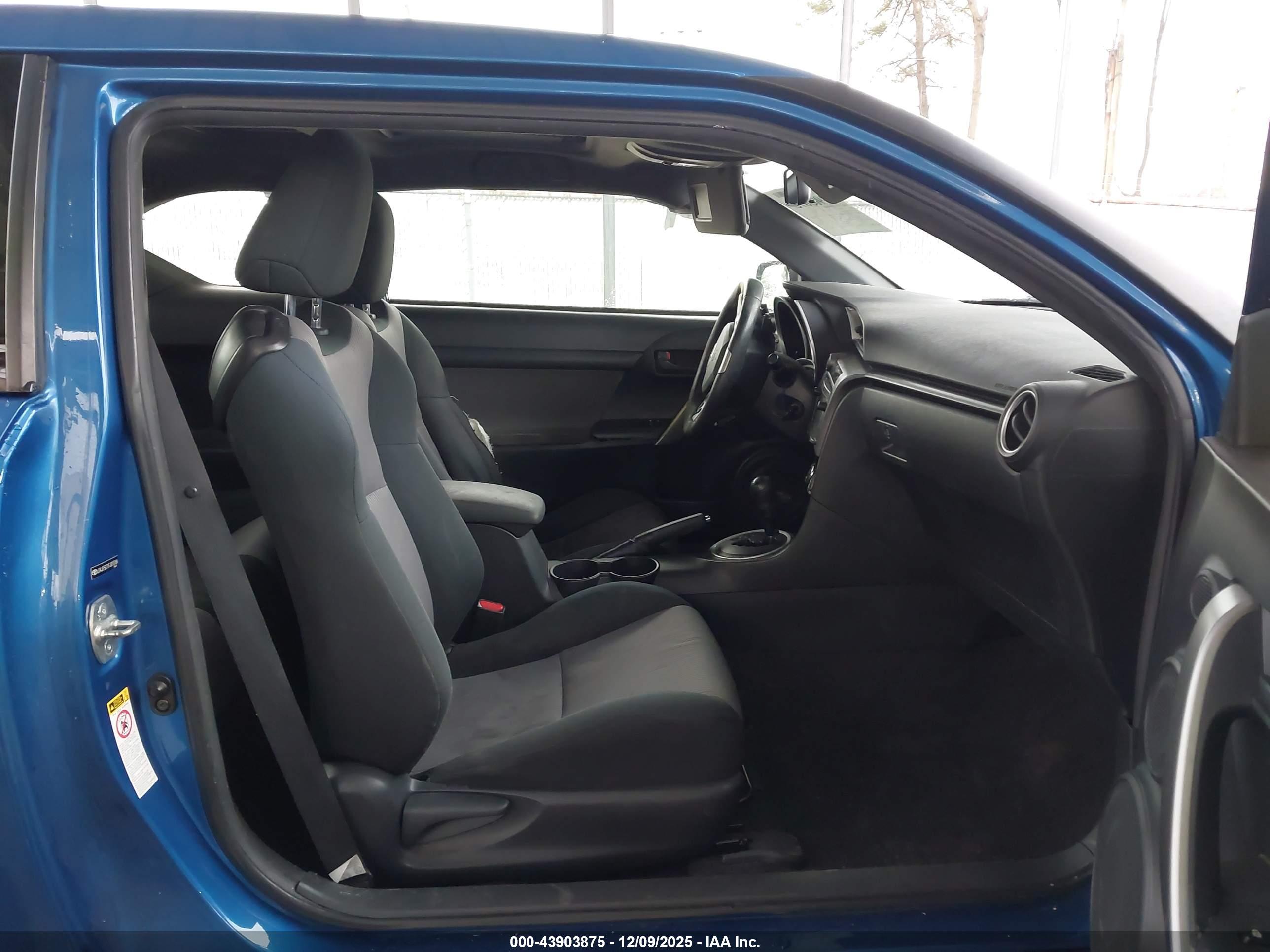 SCION TC image 5