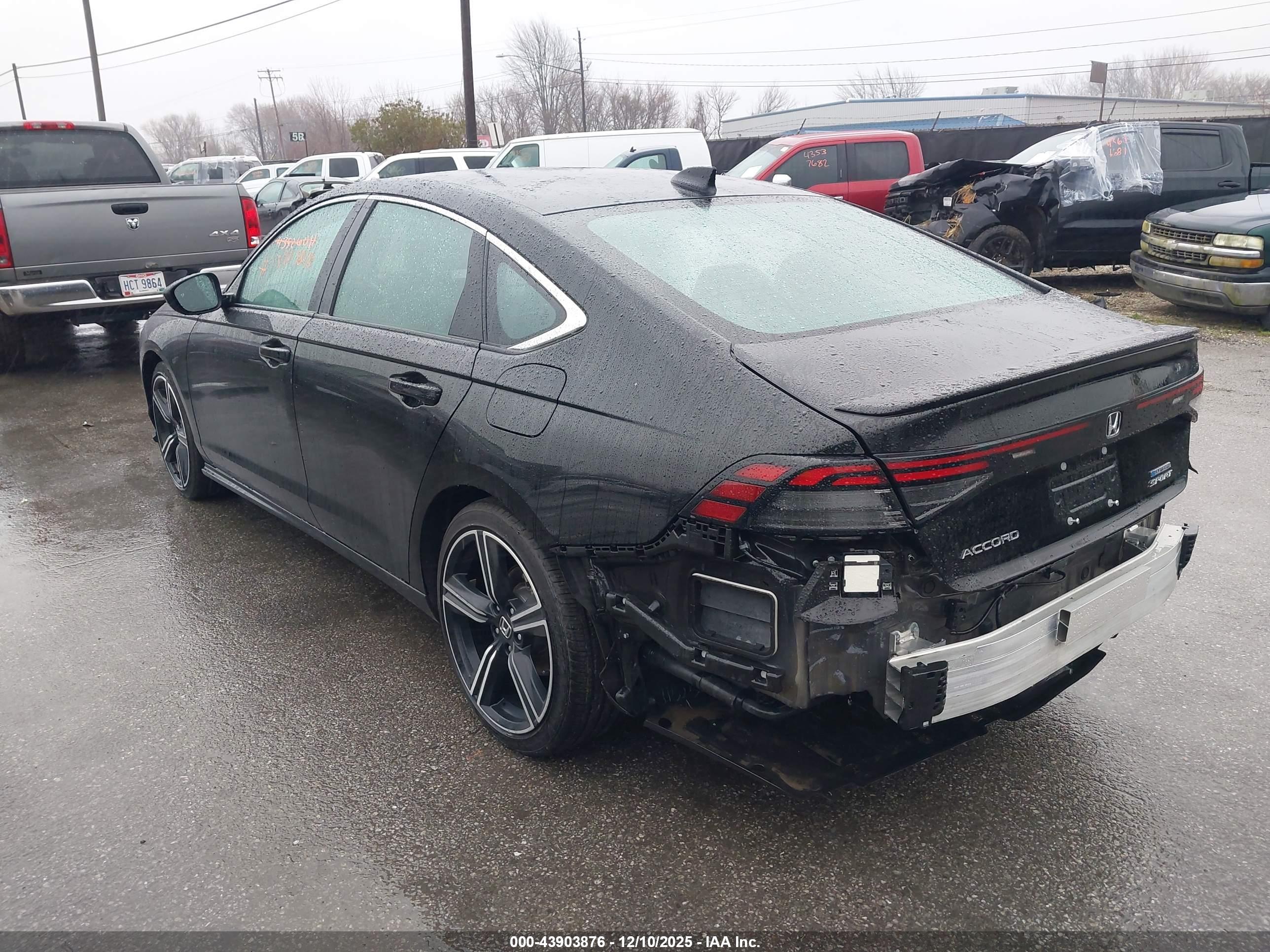 HONDA ACCORD image 3