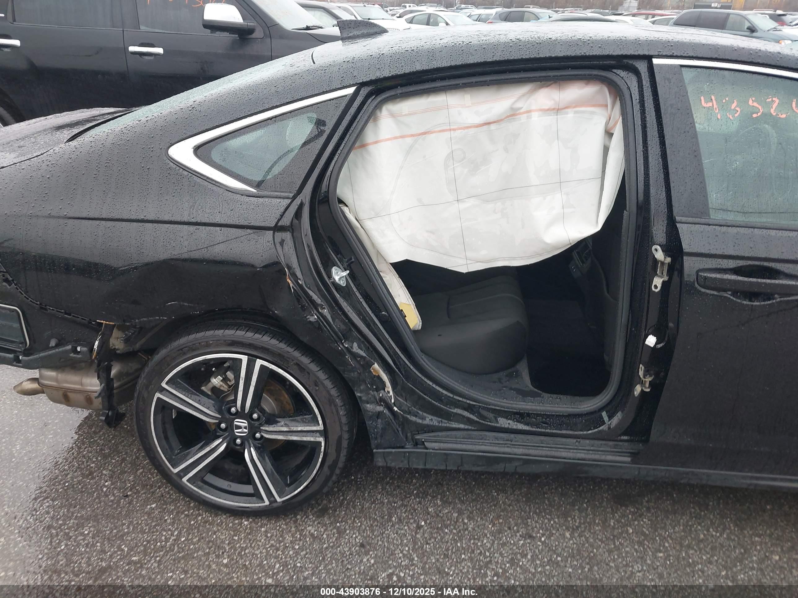HONDA ACCORD image 6