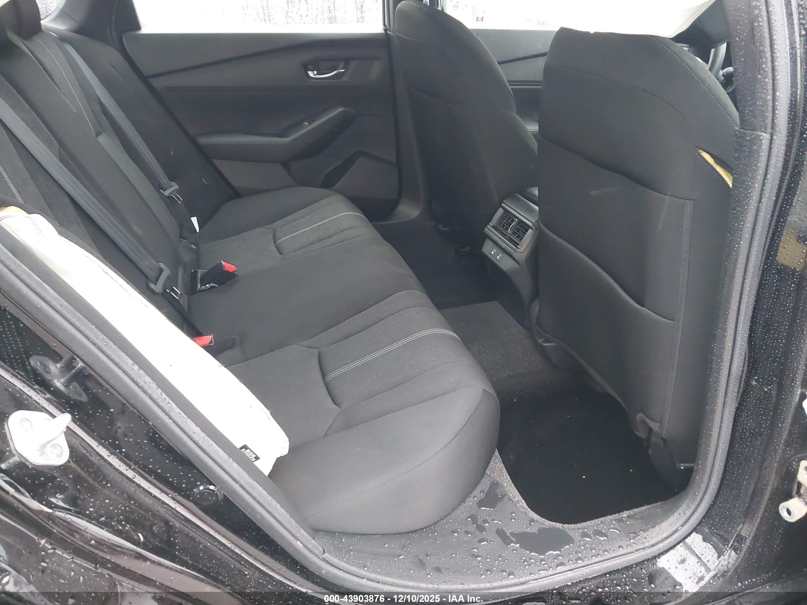 HONDA ACCORD image 8