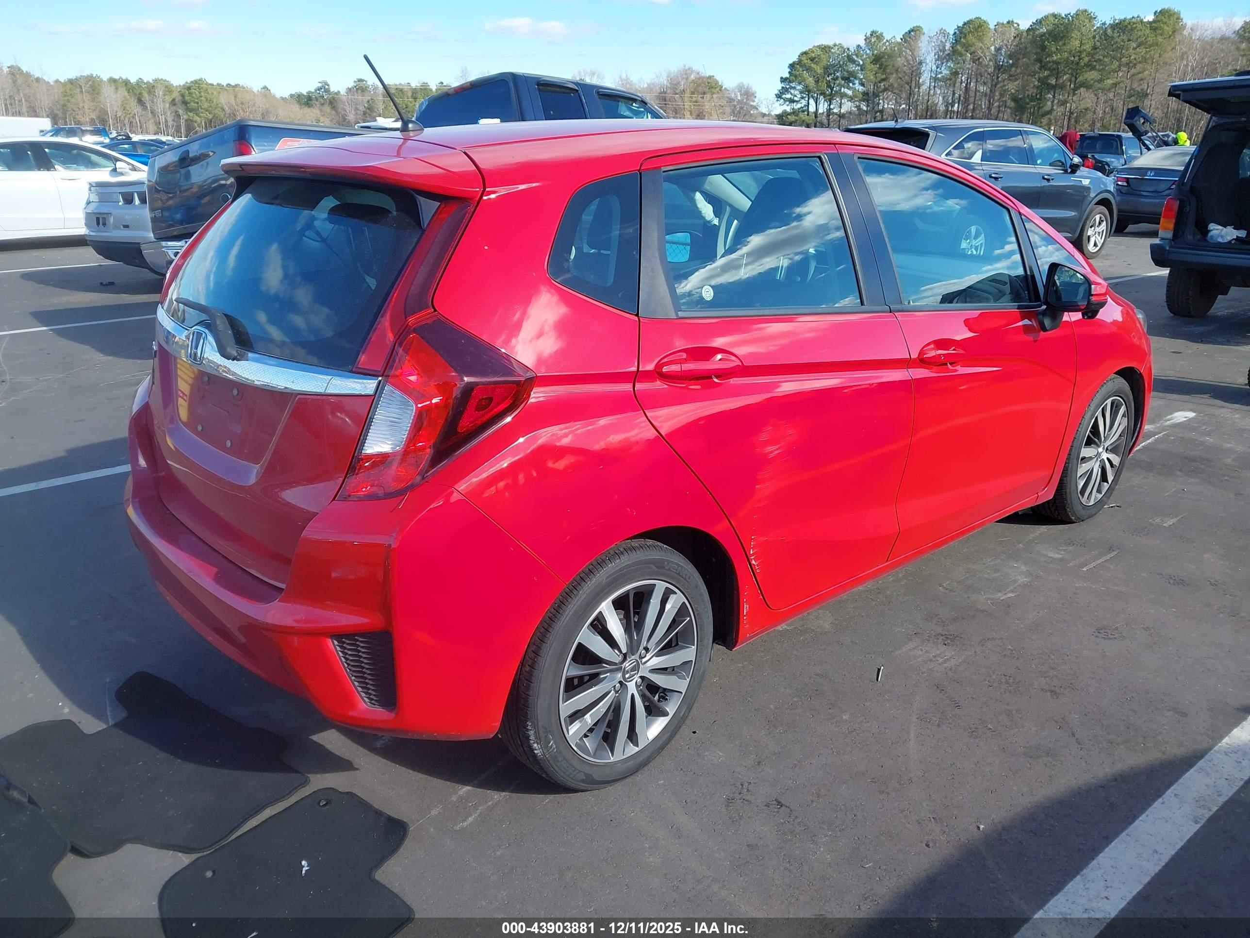 HONDA FIT image 4
