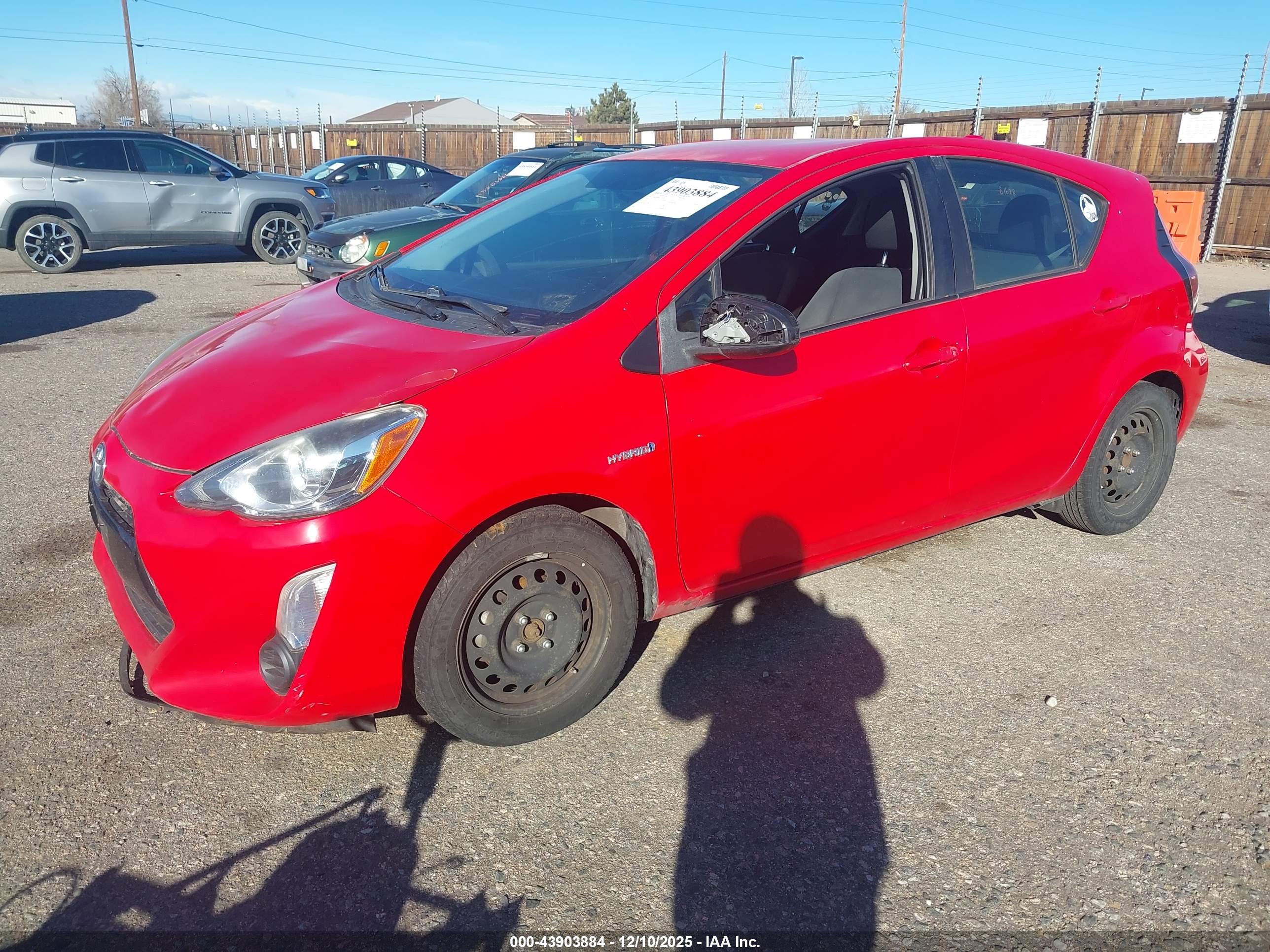 TOYOTA PRIUS image 2