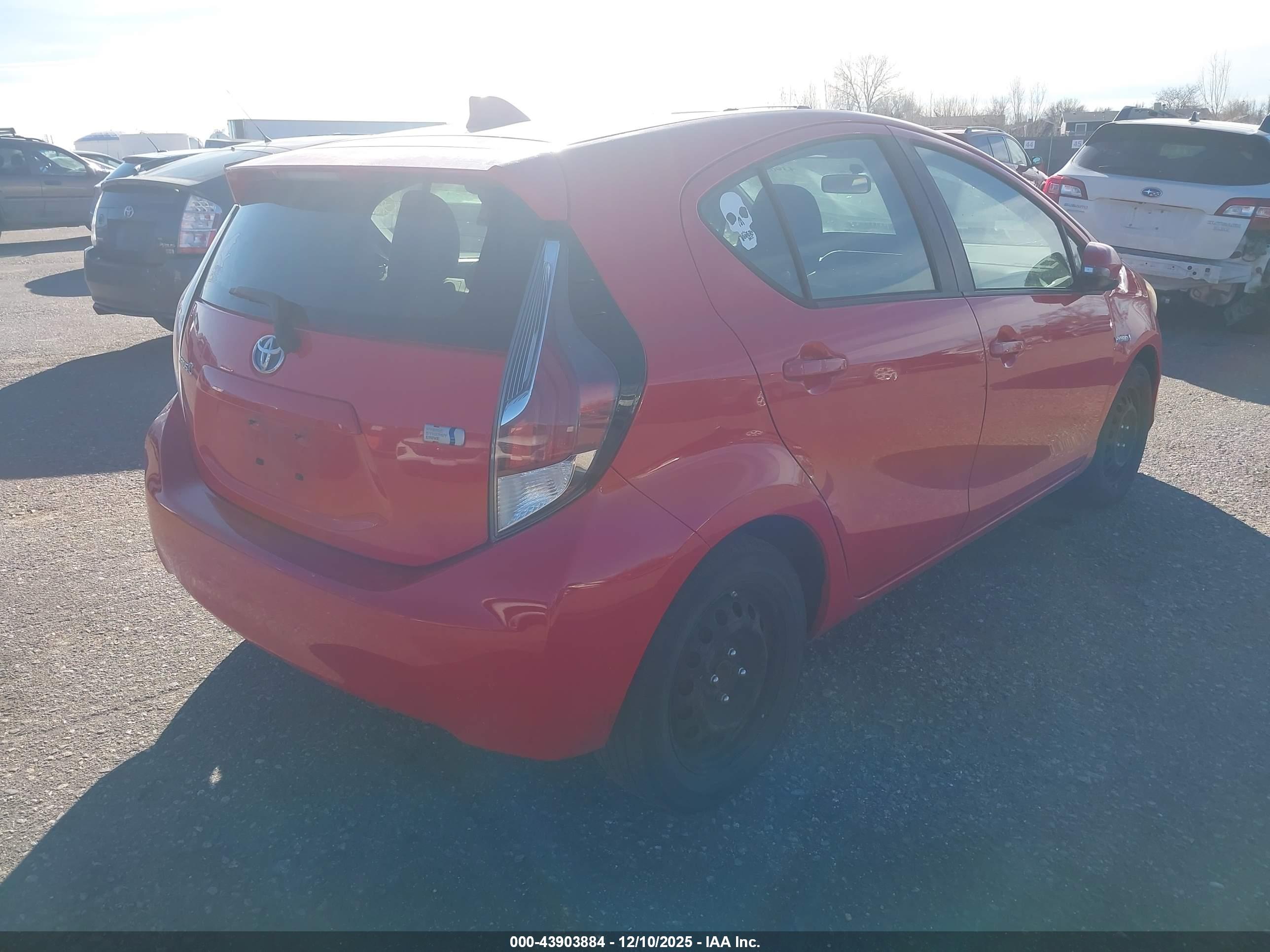 TOYOTA PRIUS image 4