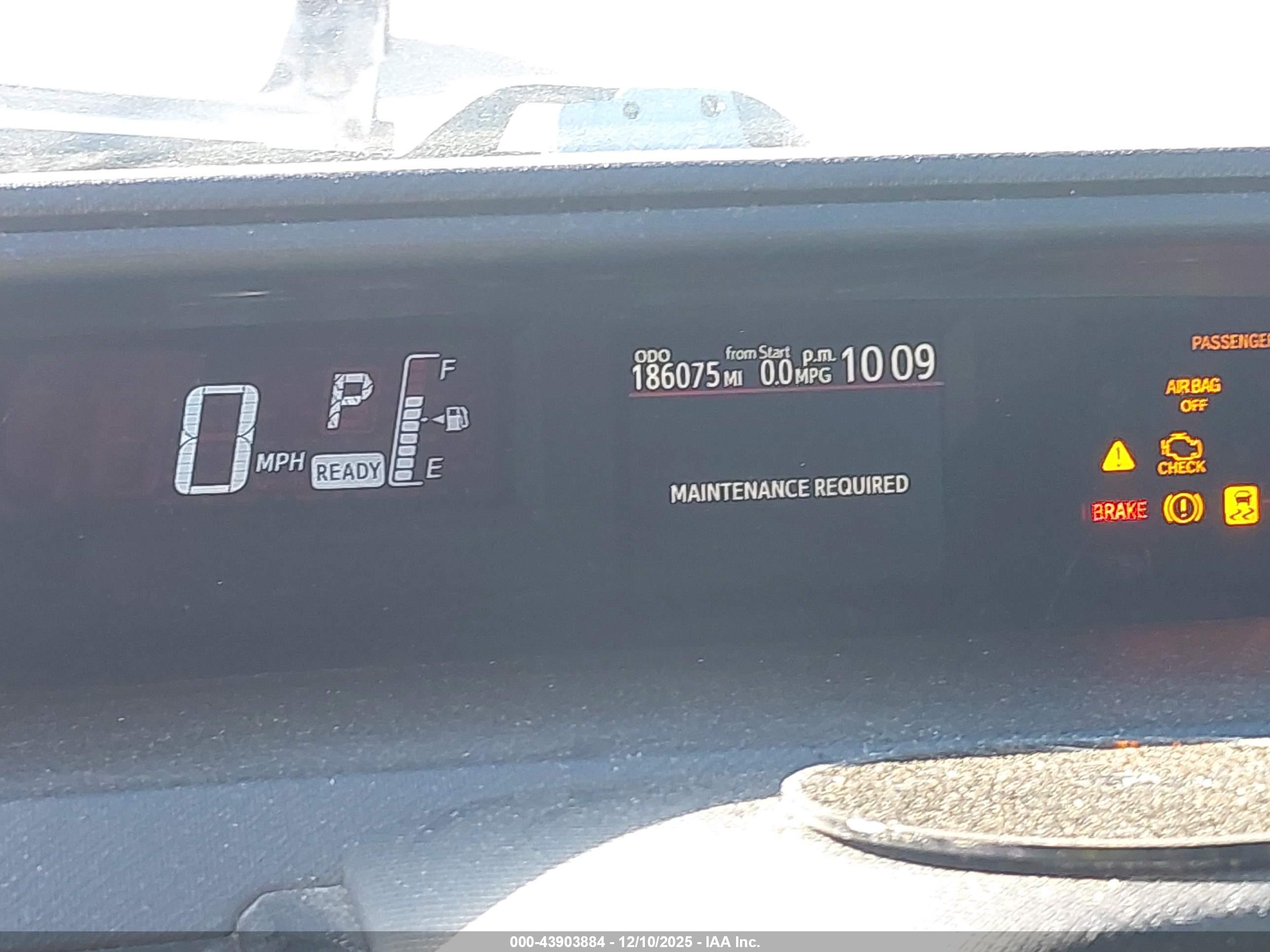 TOYOTA PRIUS image 7