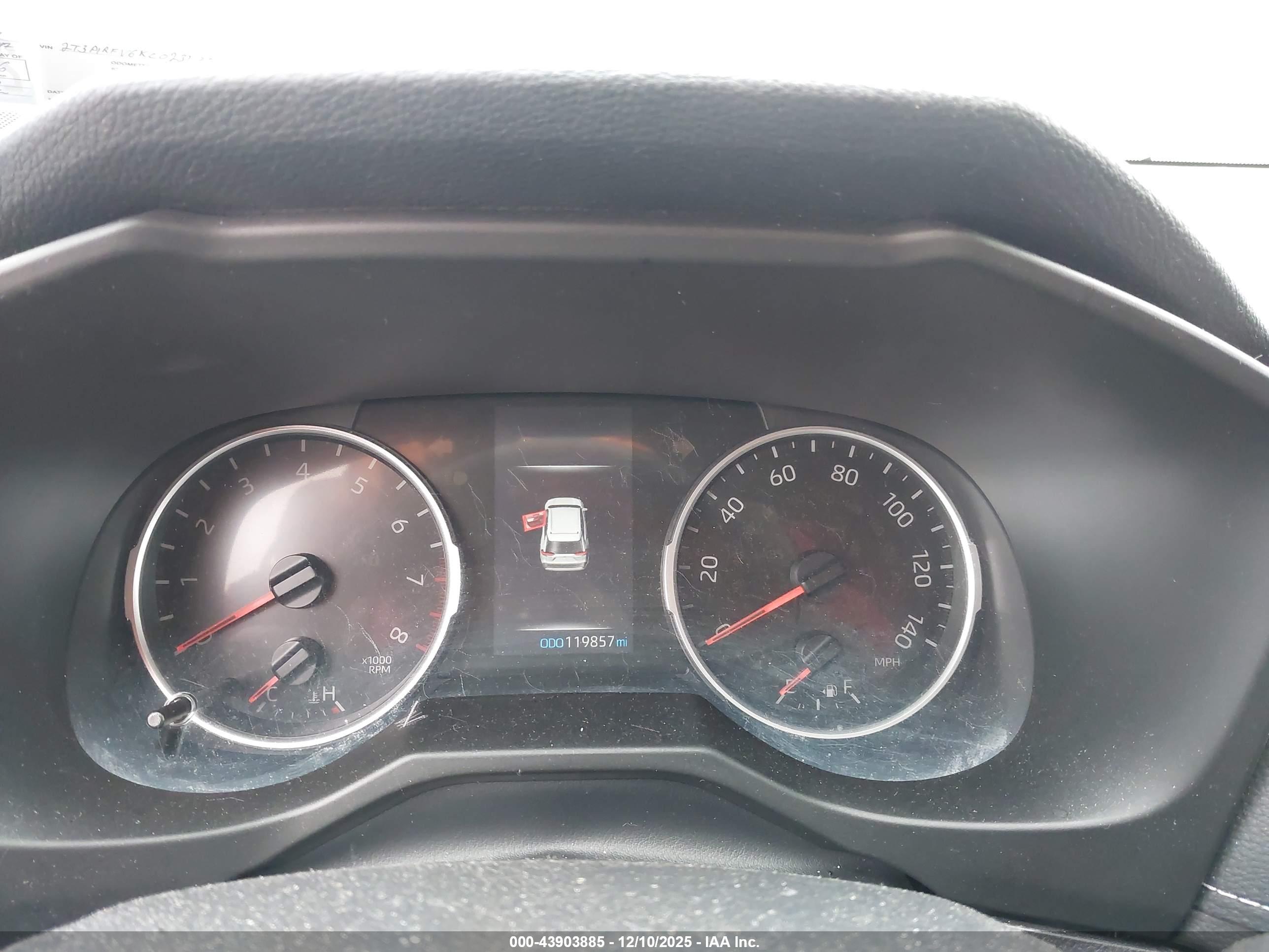TOYOTA RAV4 image 7