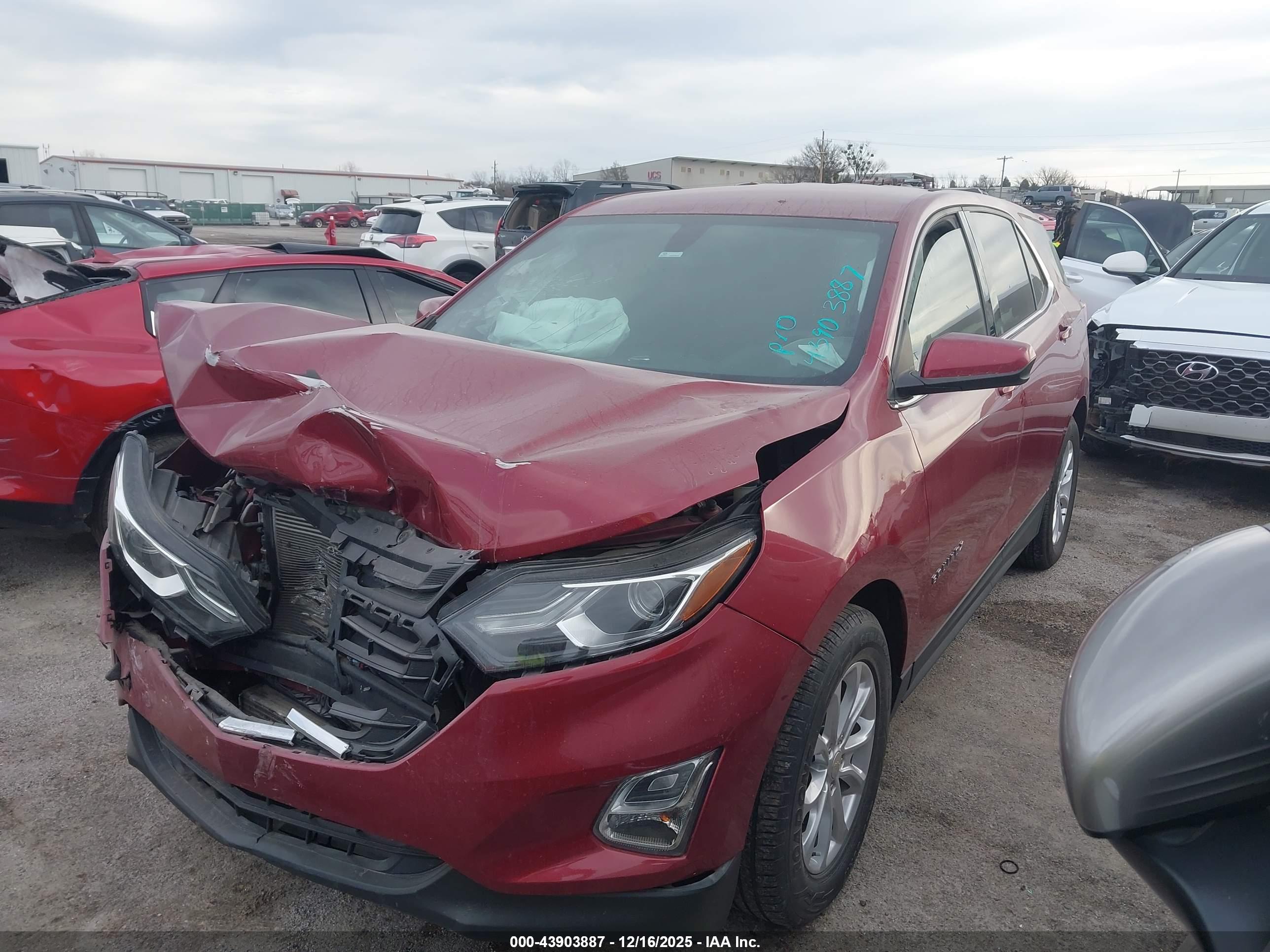 CHEVROLET EQUINOX image 2
