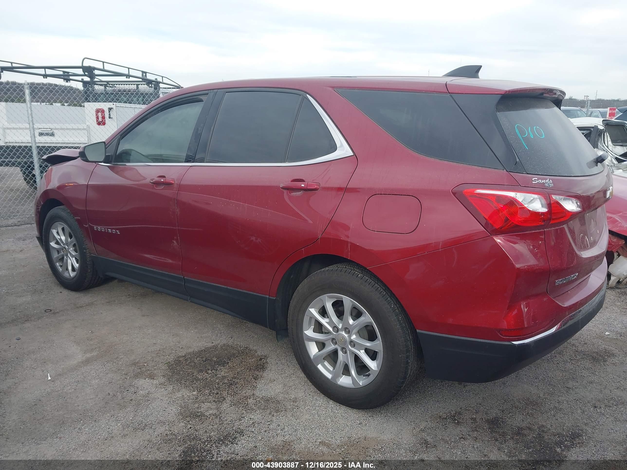 CHEVROLET EQUINOX image 3