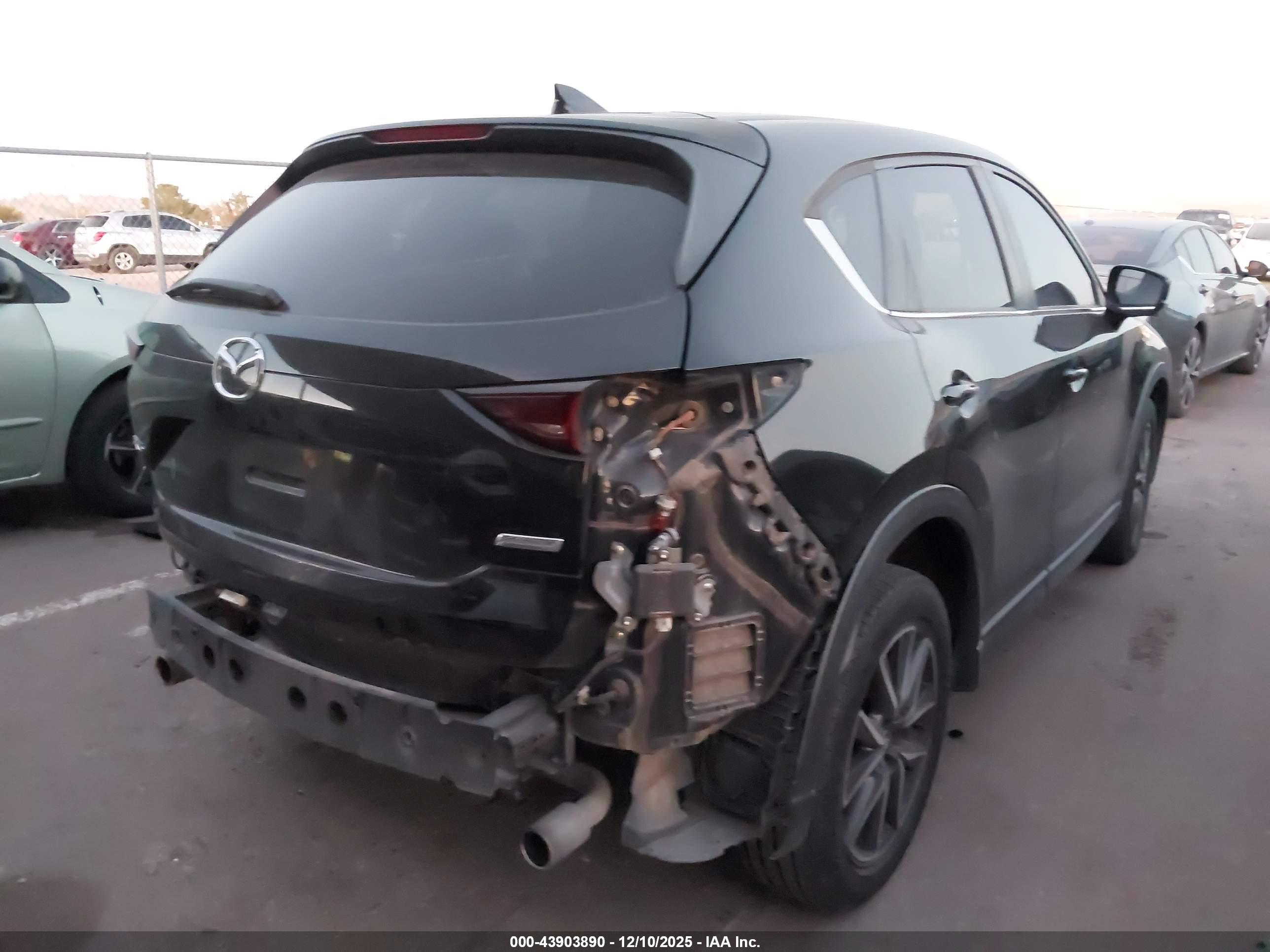 MAZDA CX-5 image 4