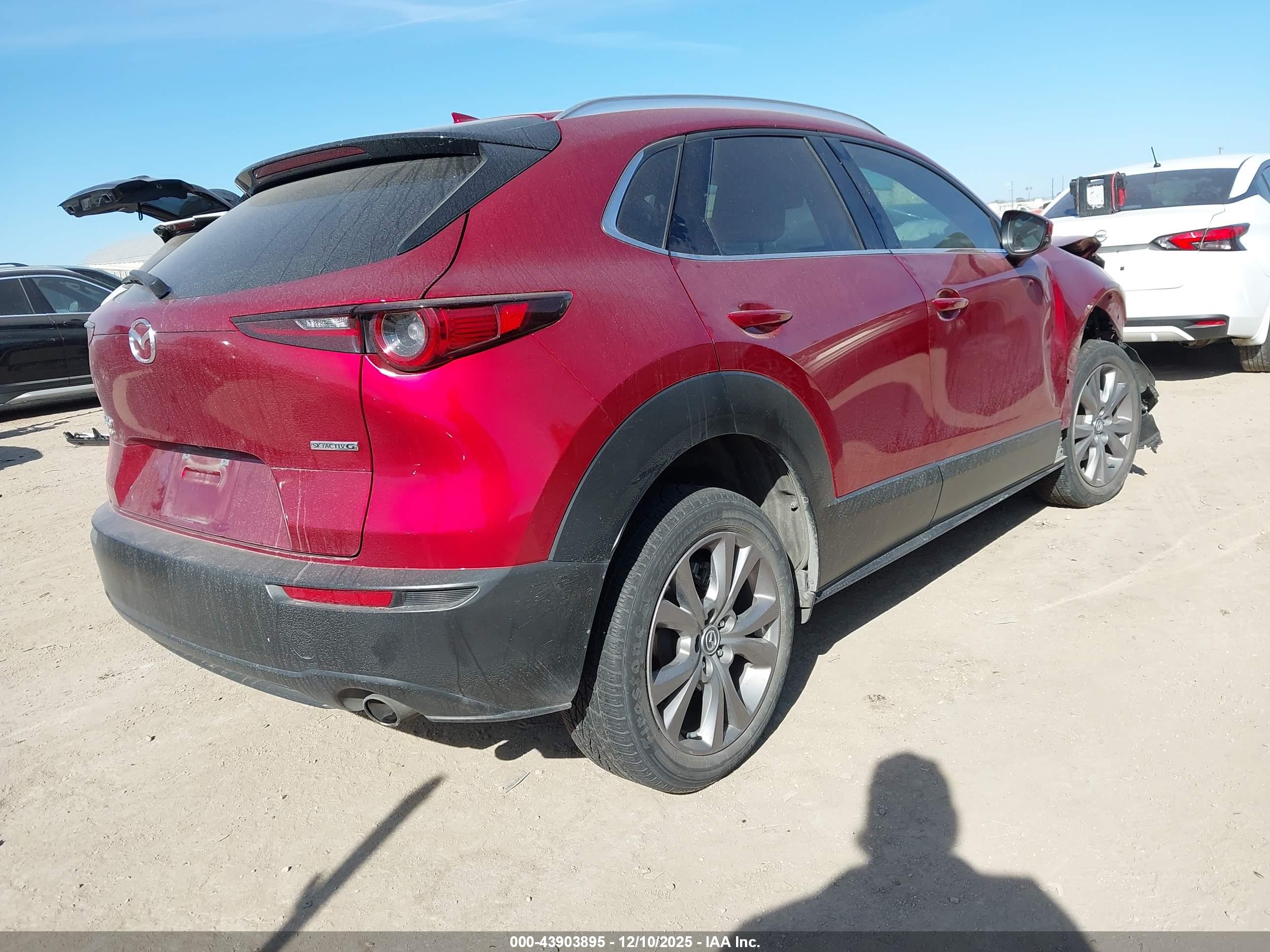 MAZDA CX-30 image 4