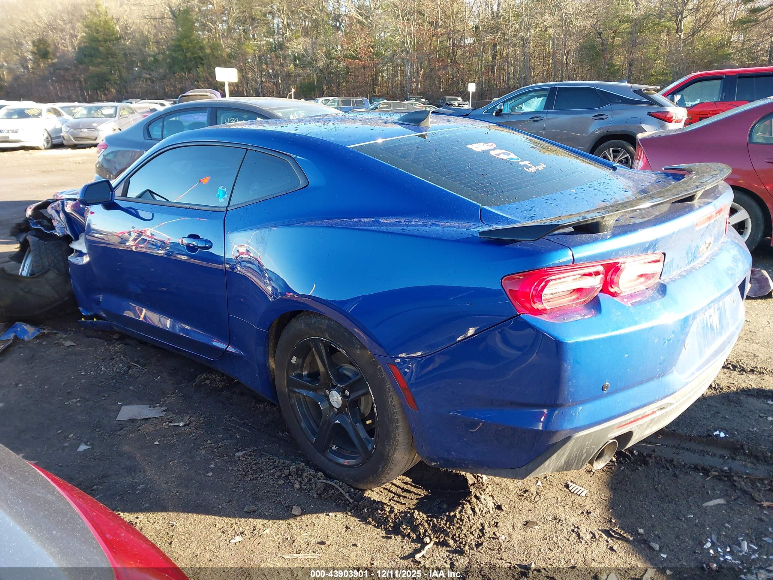 CHEVROLET CAMARO image 3