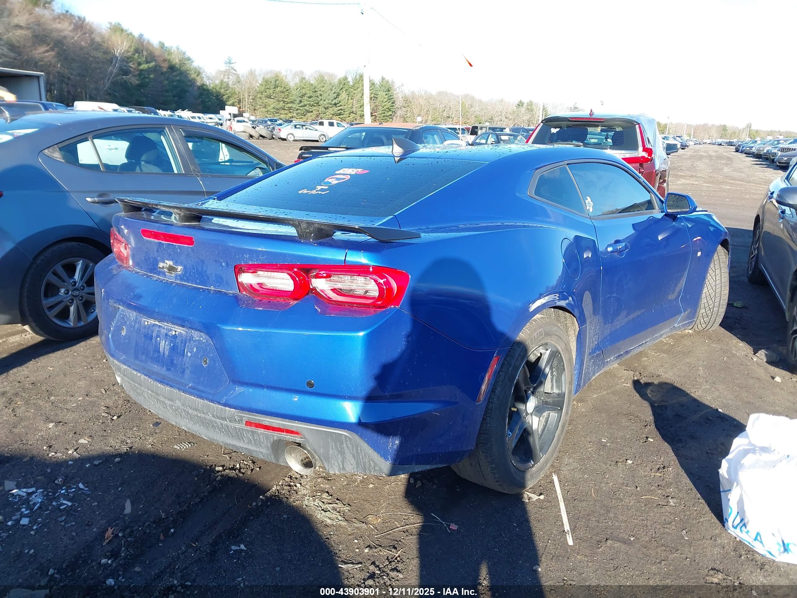 CHEVROLET CAMARO image 4