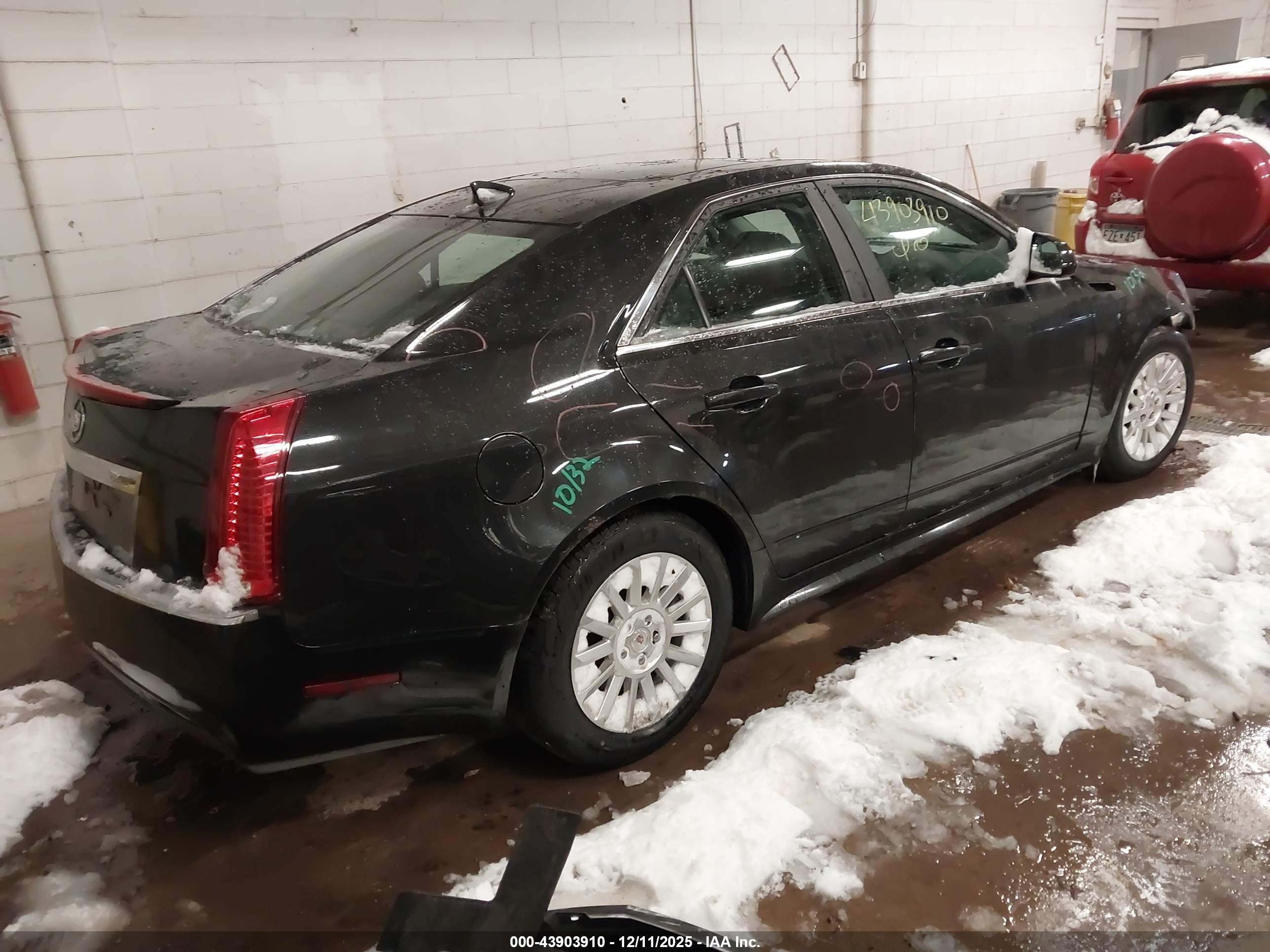 CADILLAC CTS image 4