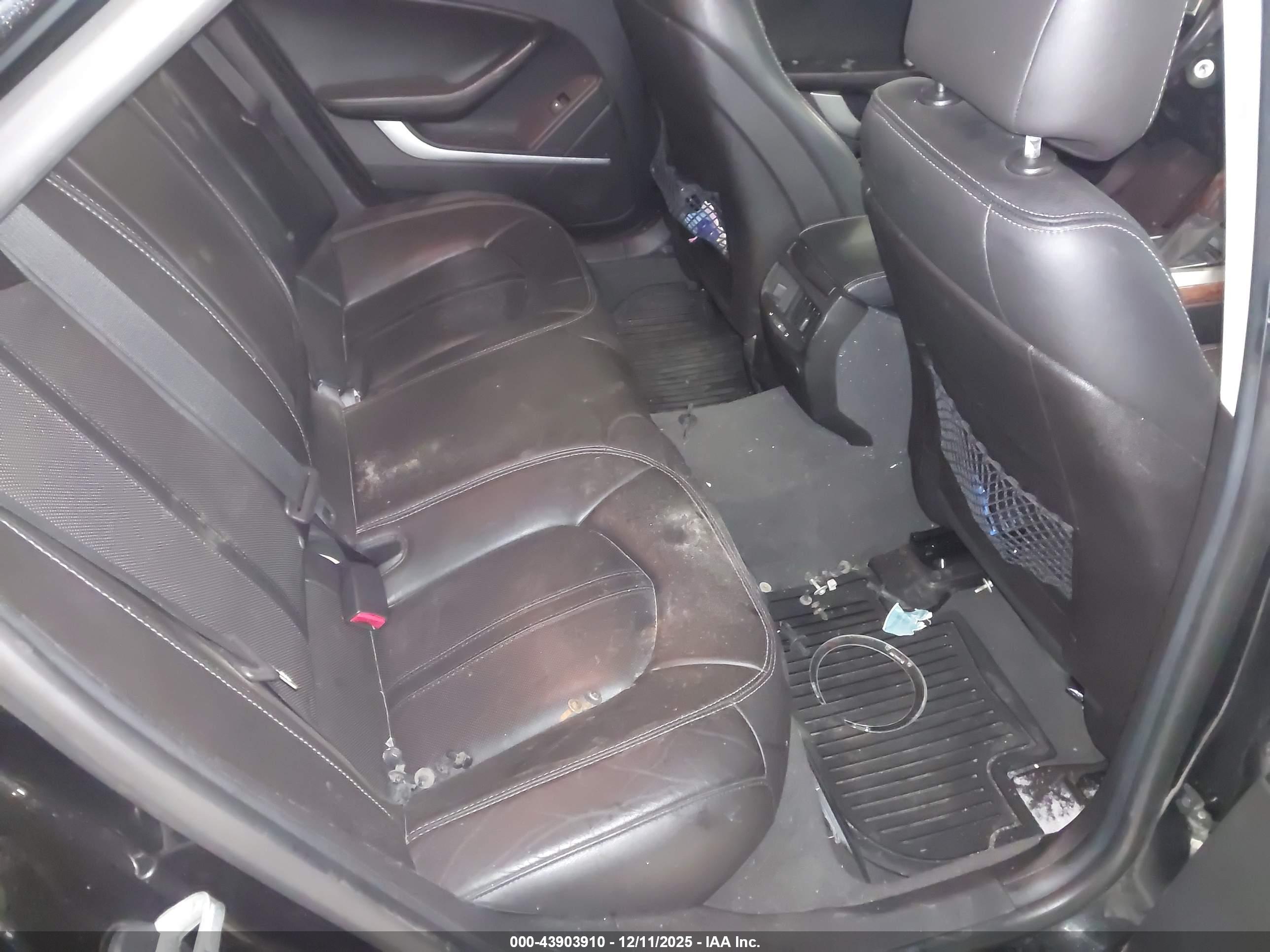 CADILLAC CTS image 8