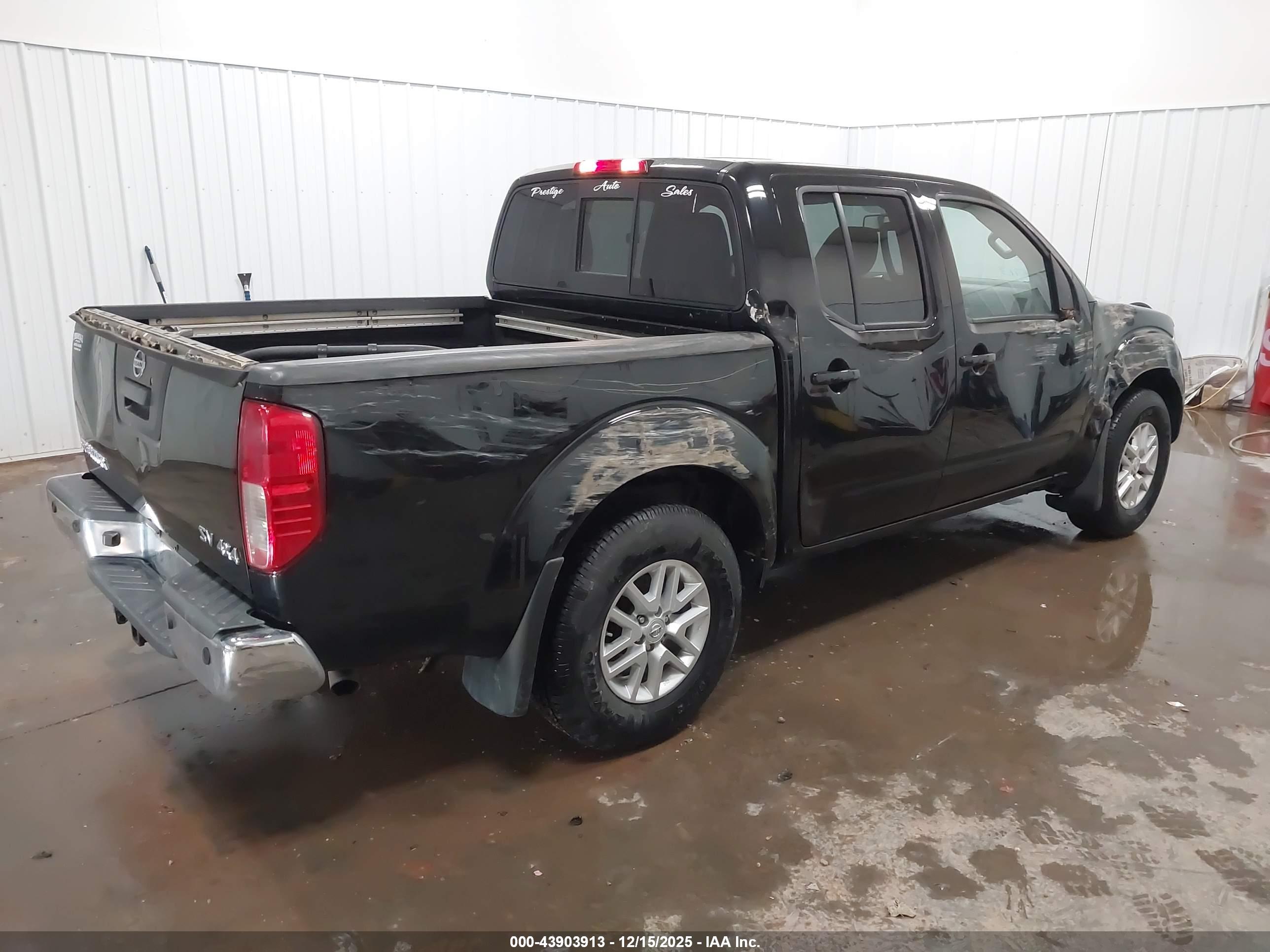 NISSAN FRONTIER image 4