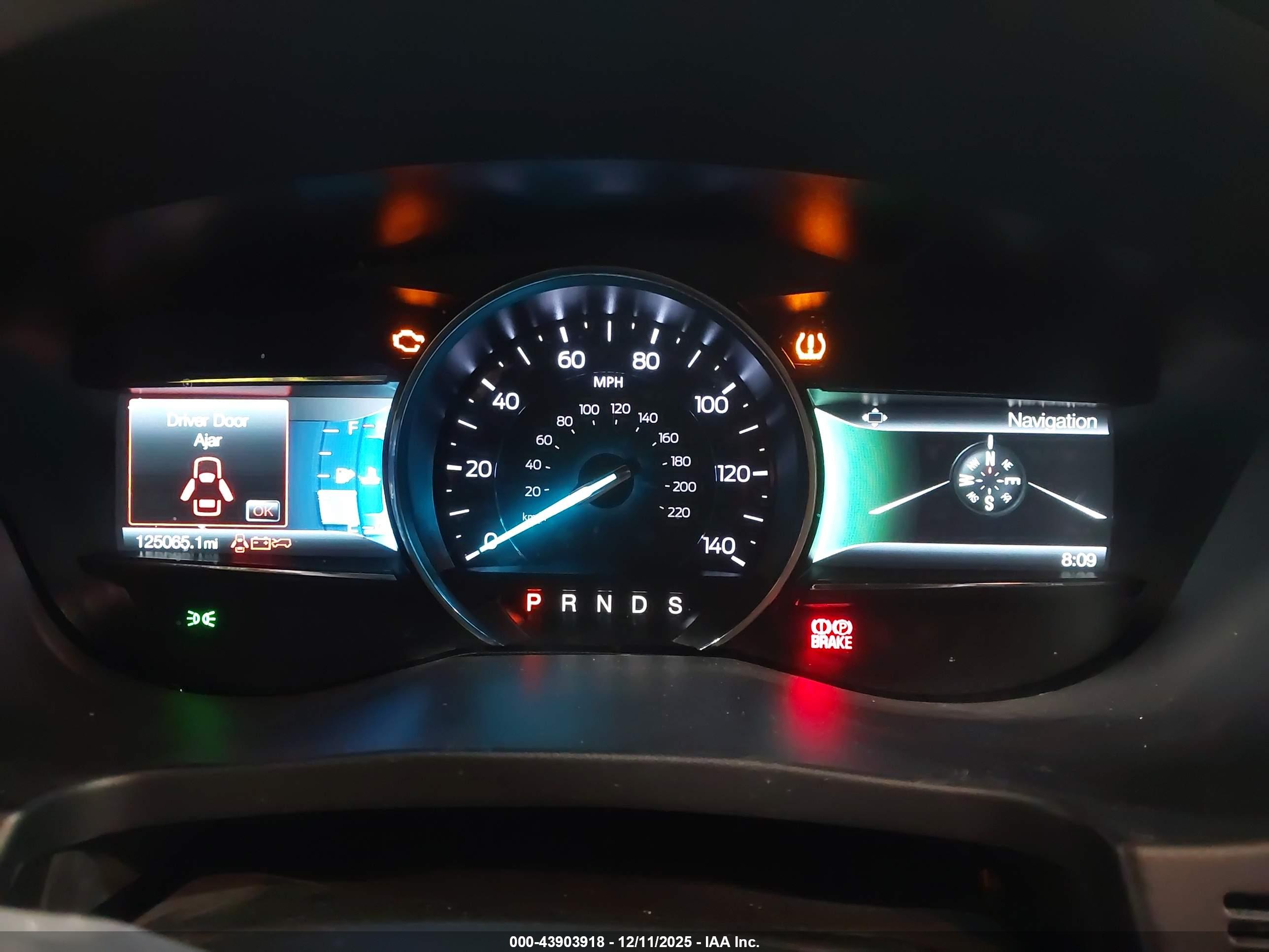 FORD EXPLORER image 7