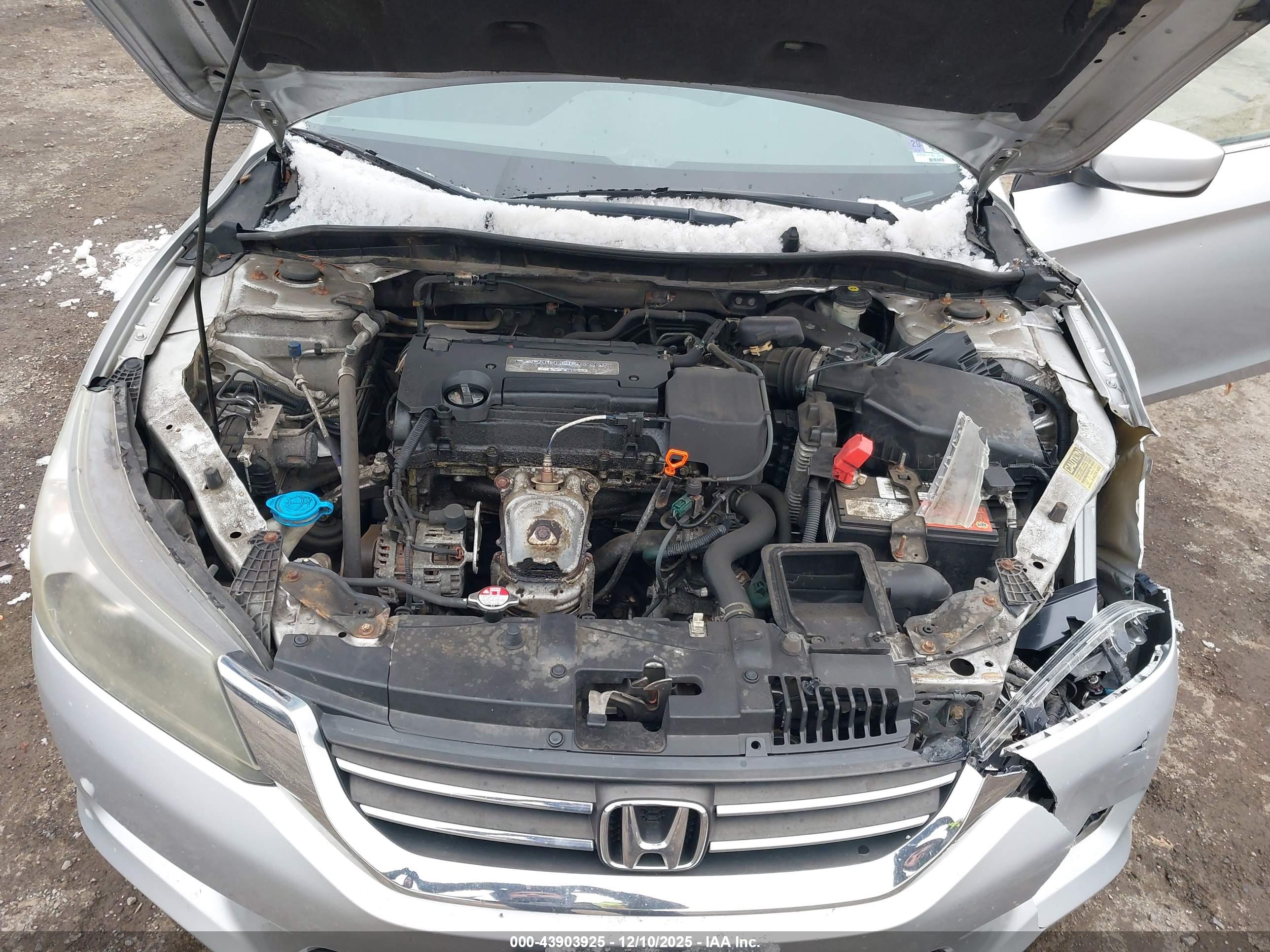 HONDA ACCORD image 10