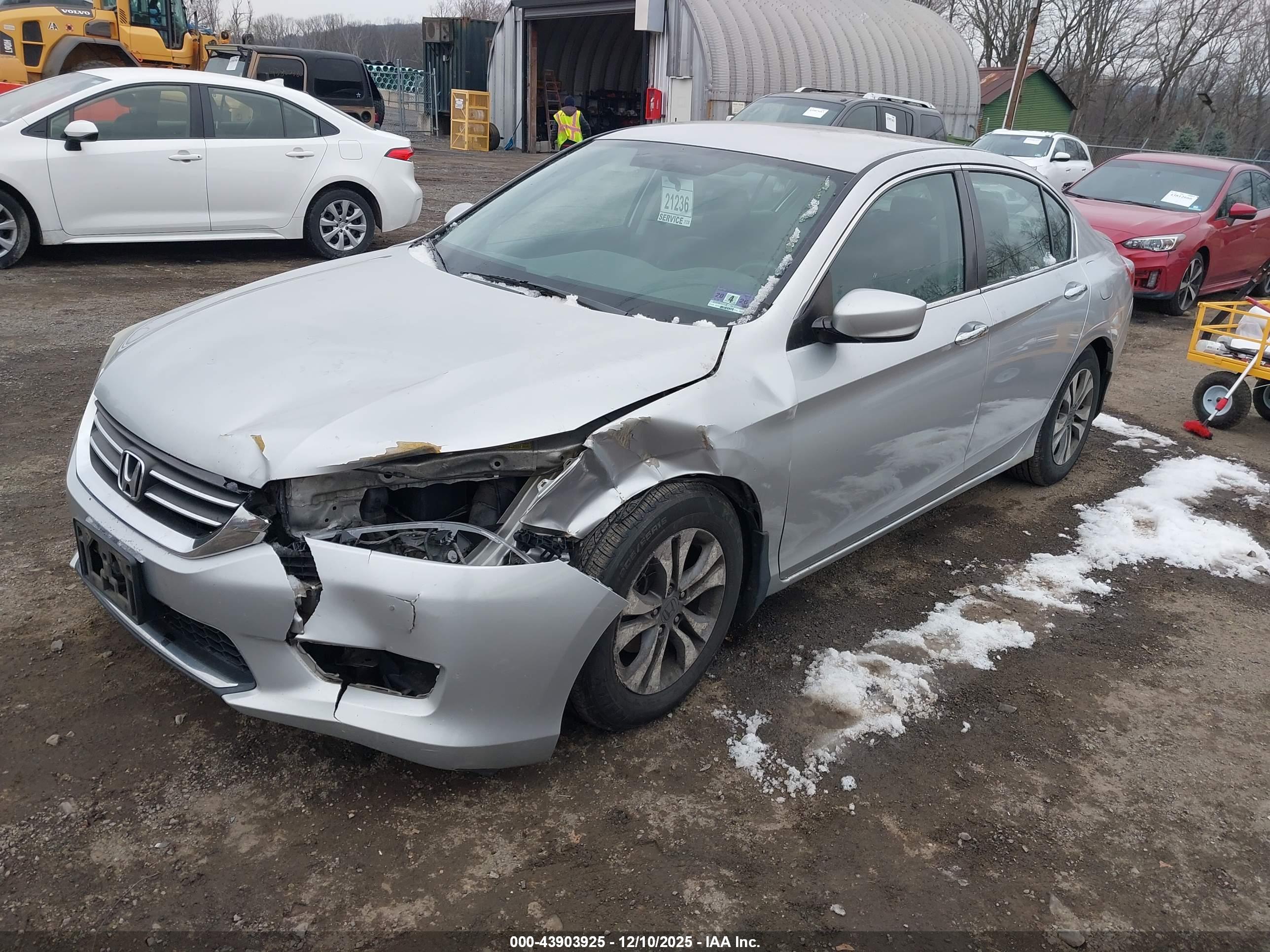 HONDA ACCORD image 2
