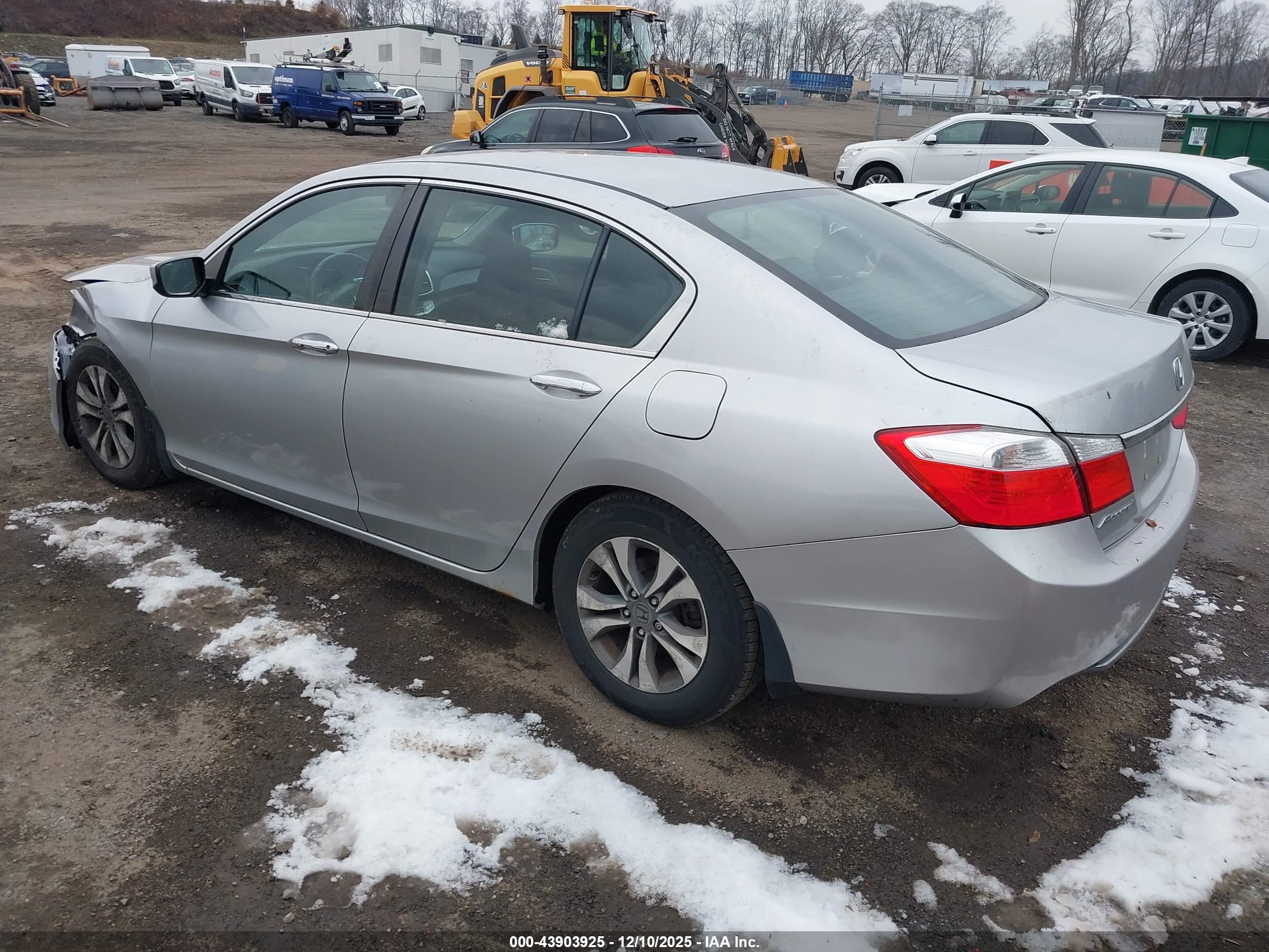 HONDA ACCORD image 3