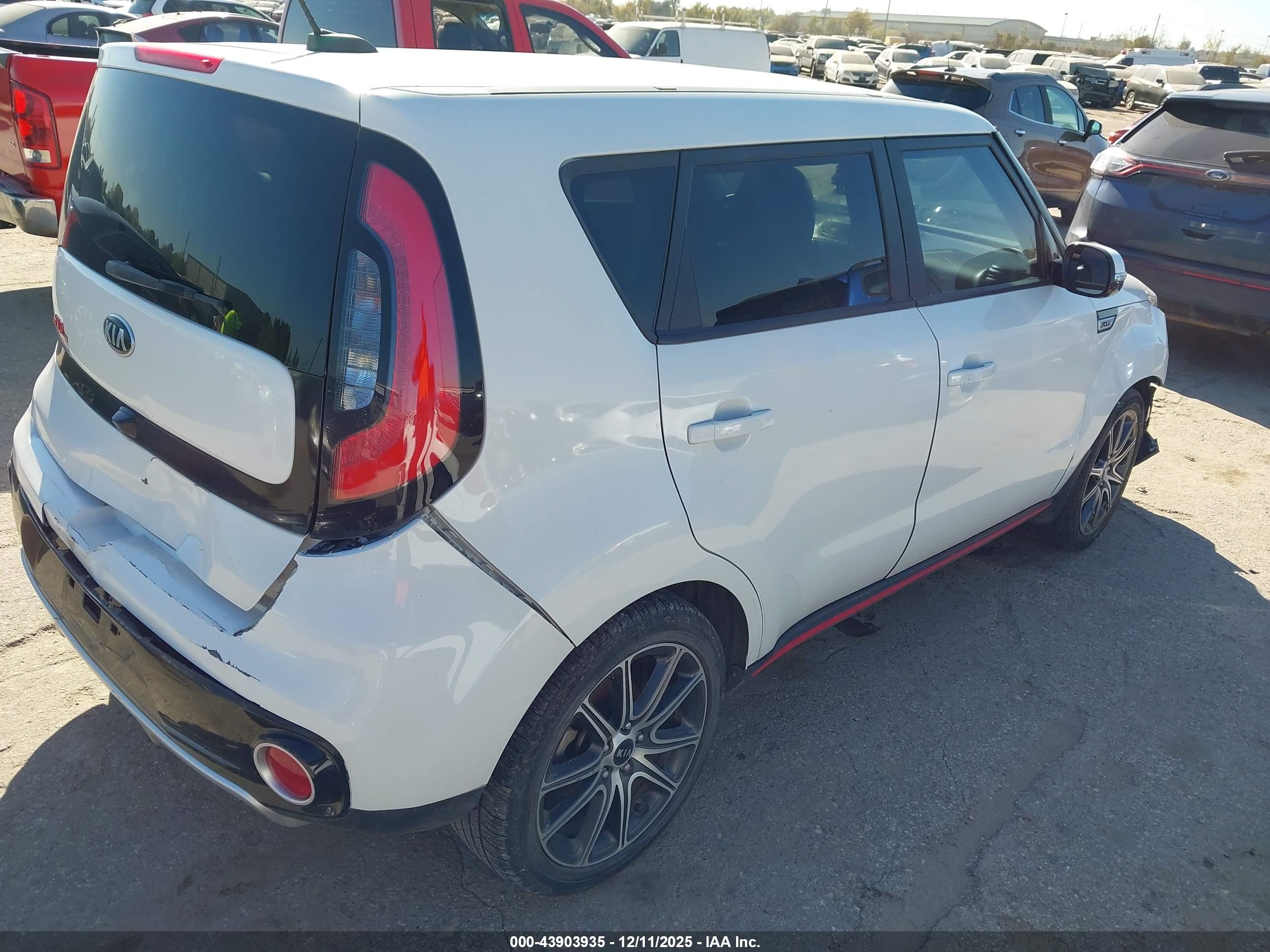 KIA SOUL image 4