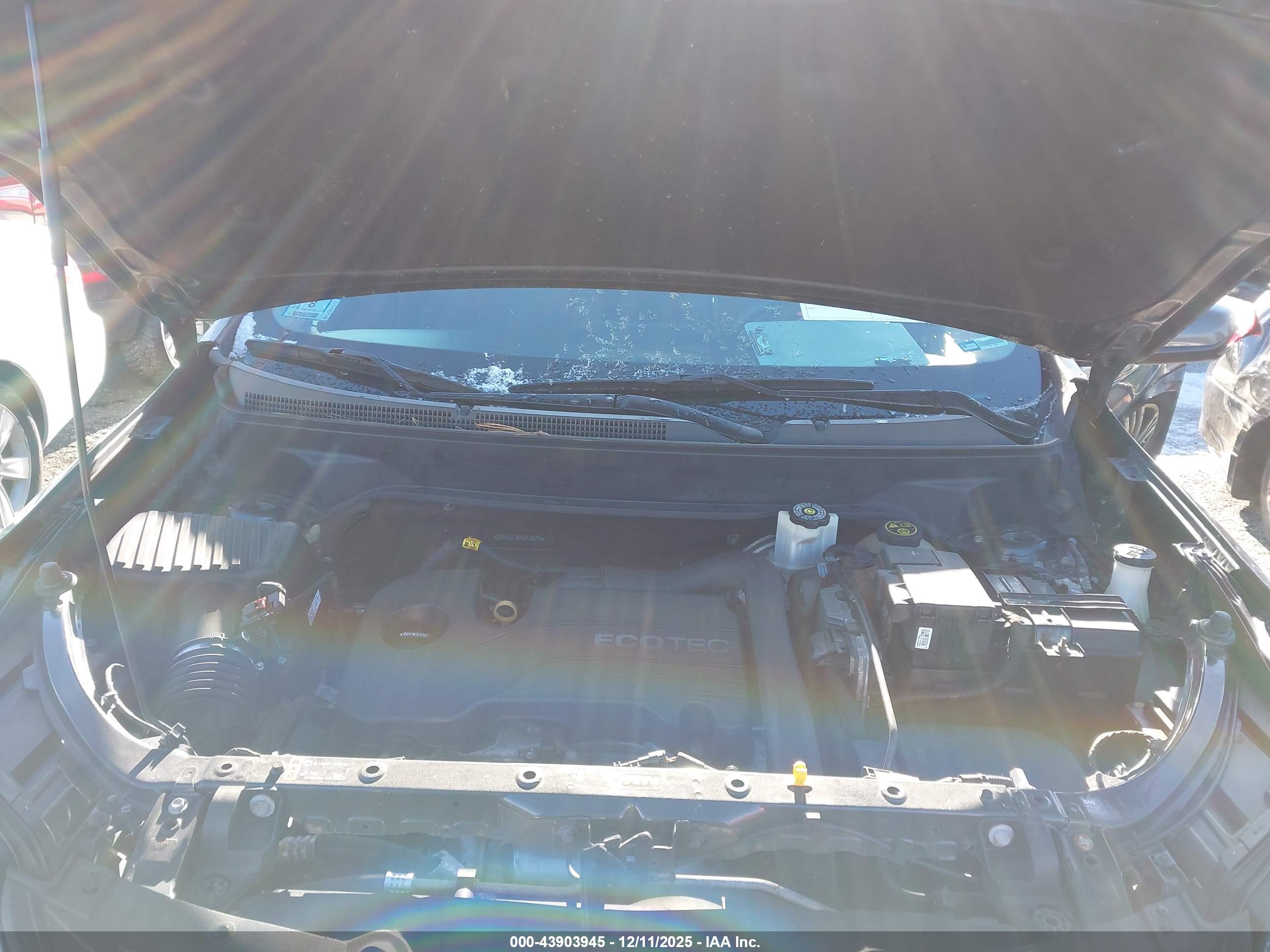 CHEVROLET EQUINOX image 10