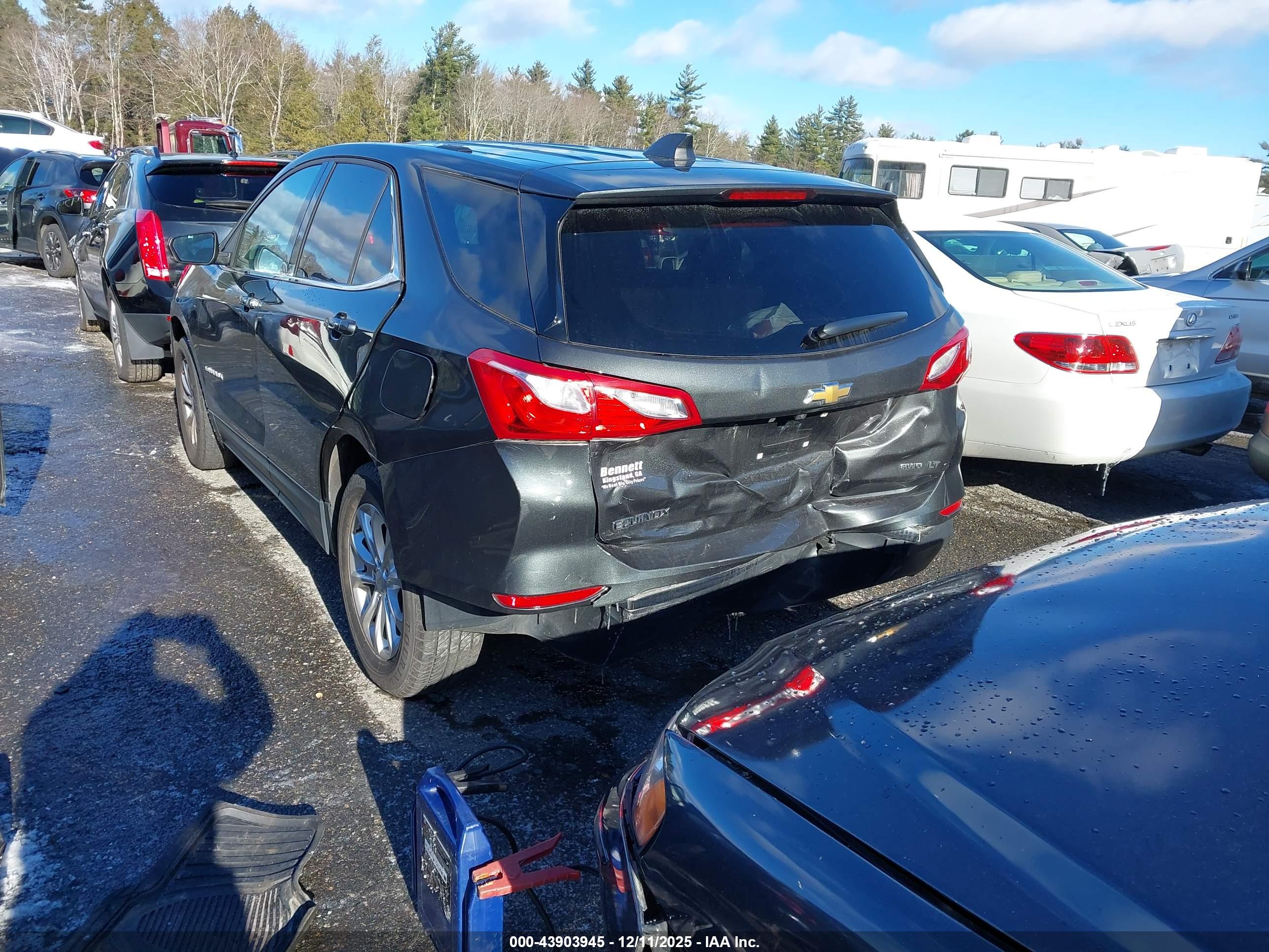CHEVROLET EQUINOX image 3