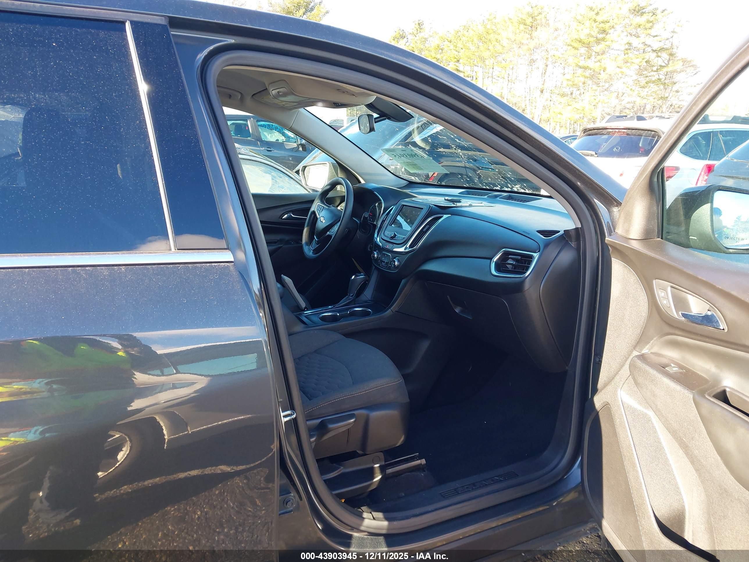 CHEVROLET EQUINOX image 5