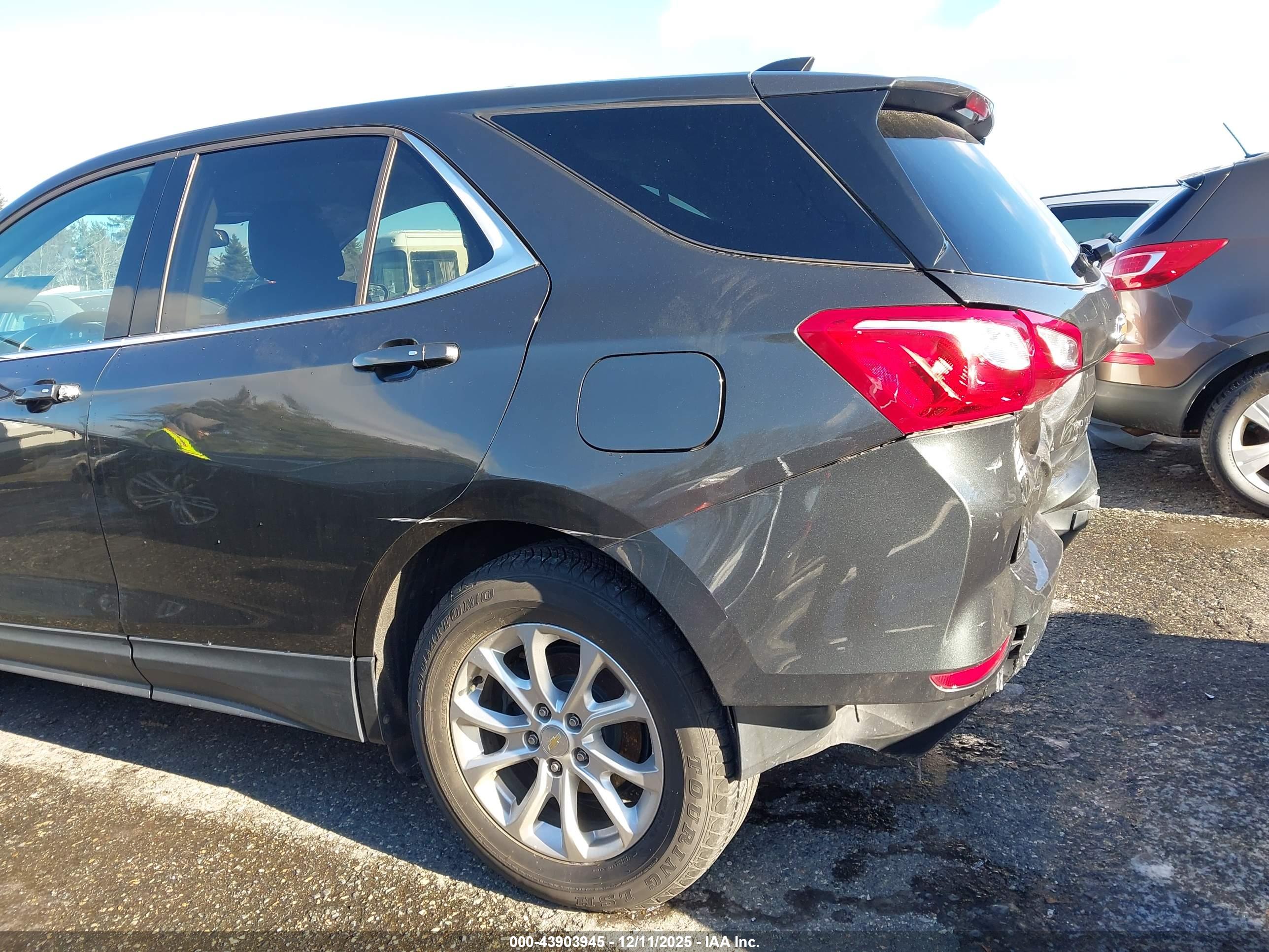 CHEVROLET EQUINOX image 6