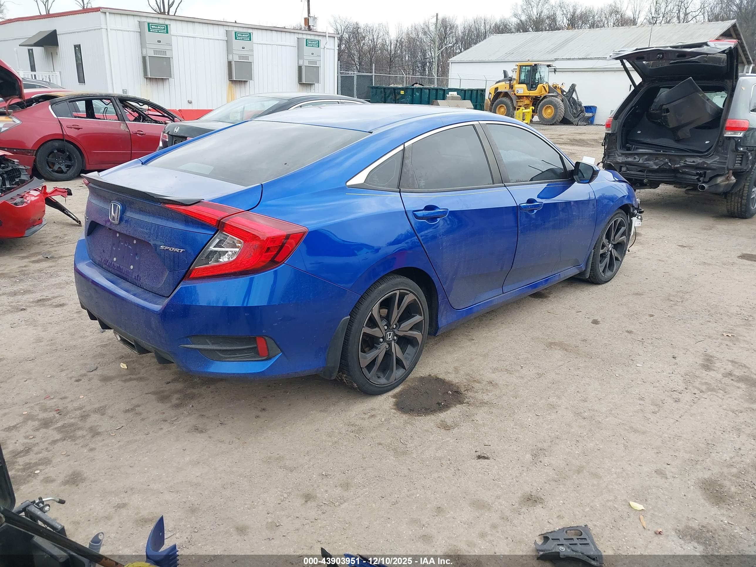 HONDA CIVIC image 4