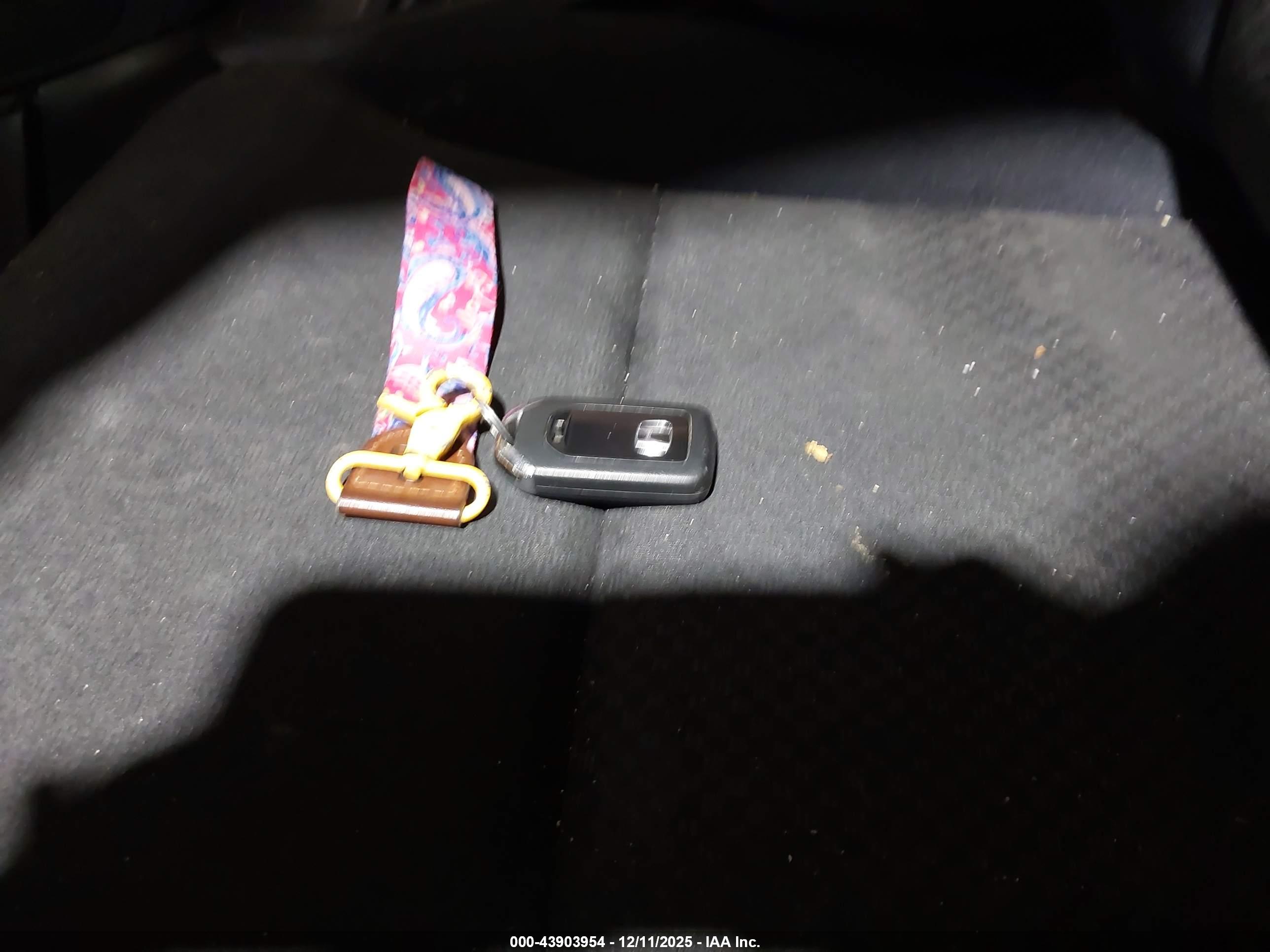 HONDA CR-V image 11