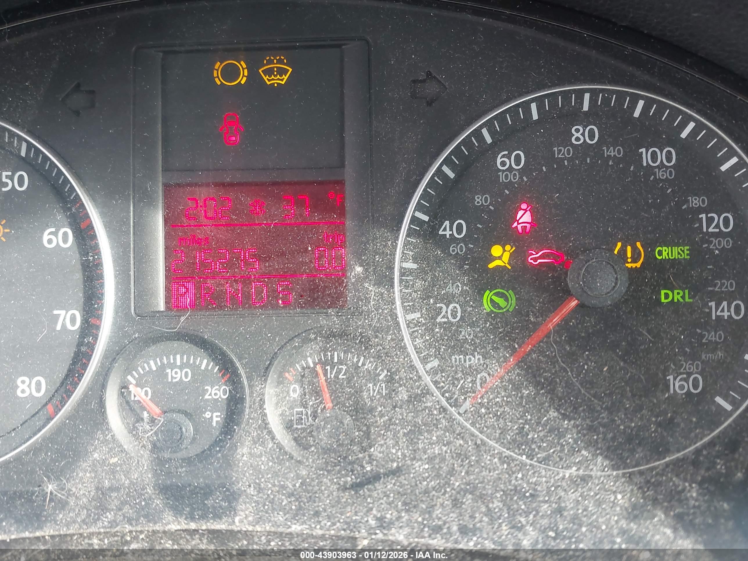 VOLKSWAGEN JETTA image 7