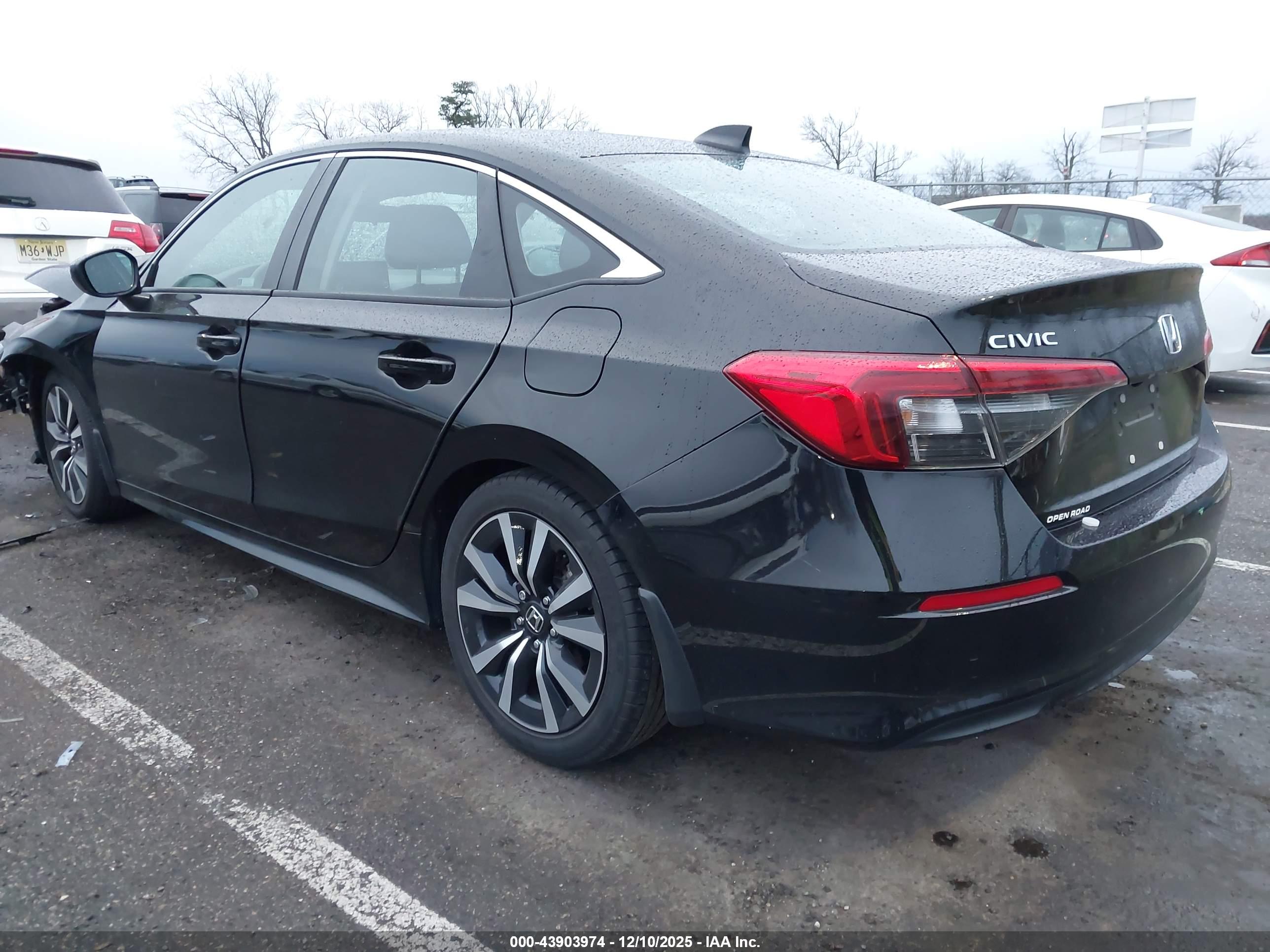HONDA CIVIC image 3