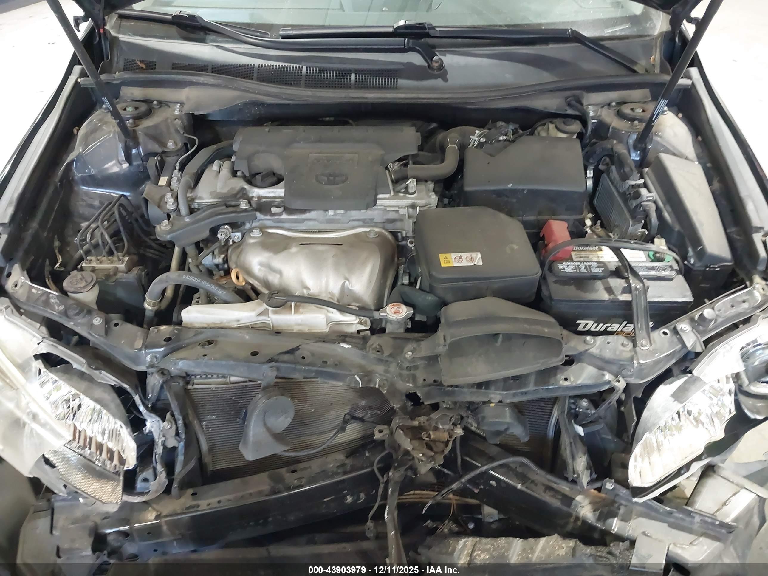 TOYOTA CAMRY image 10