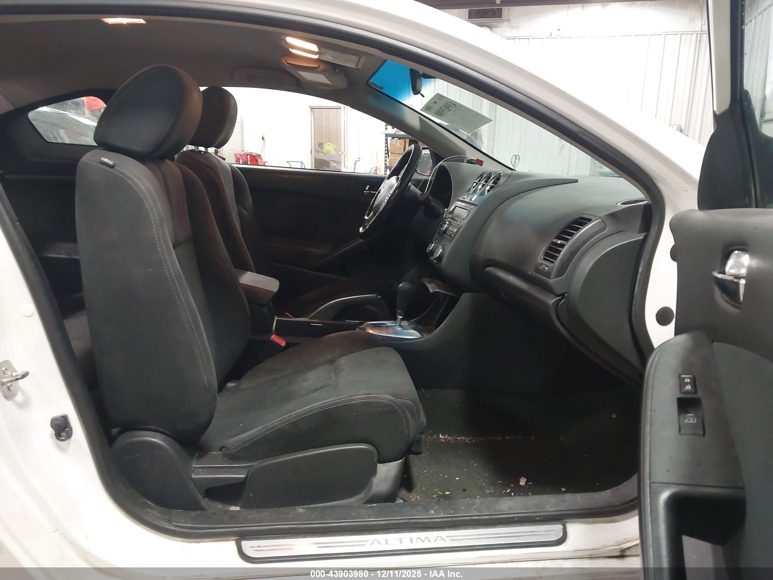 NISSAN ALTIMA image 5