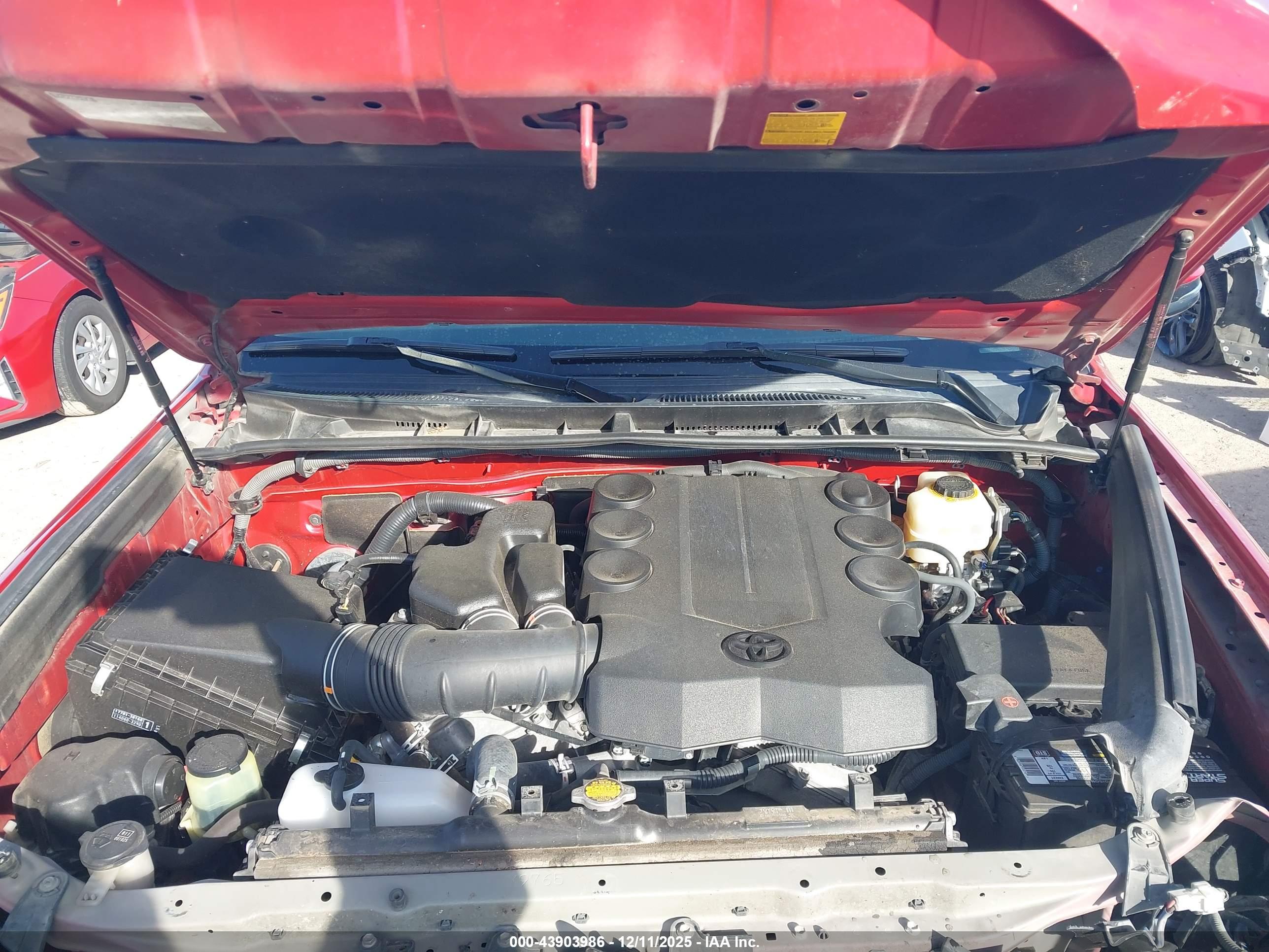 TOYOTA 4RUNNER image 10