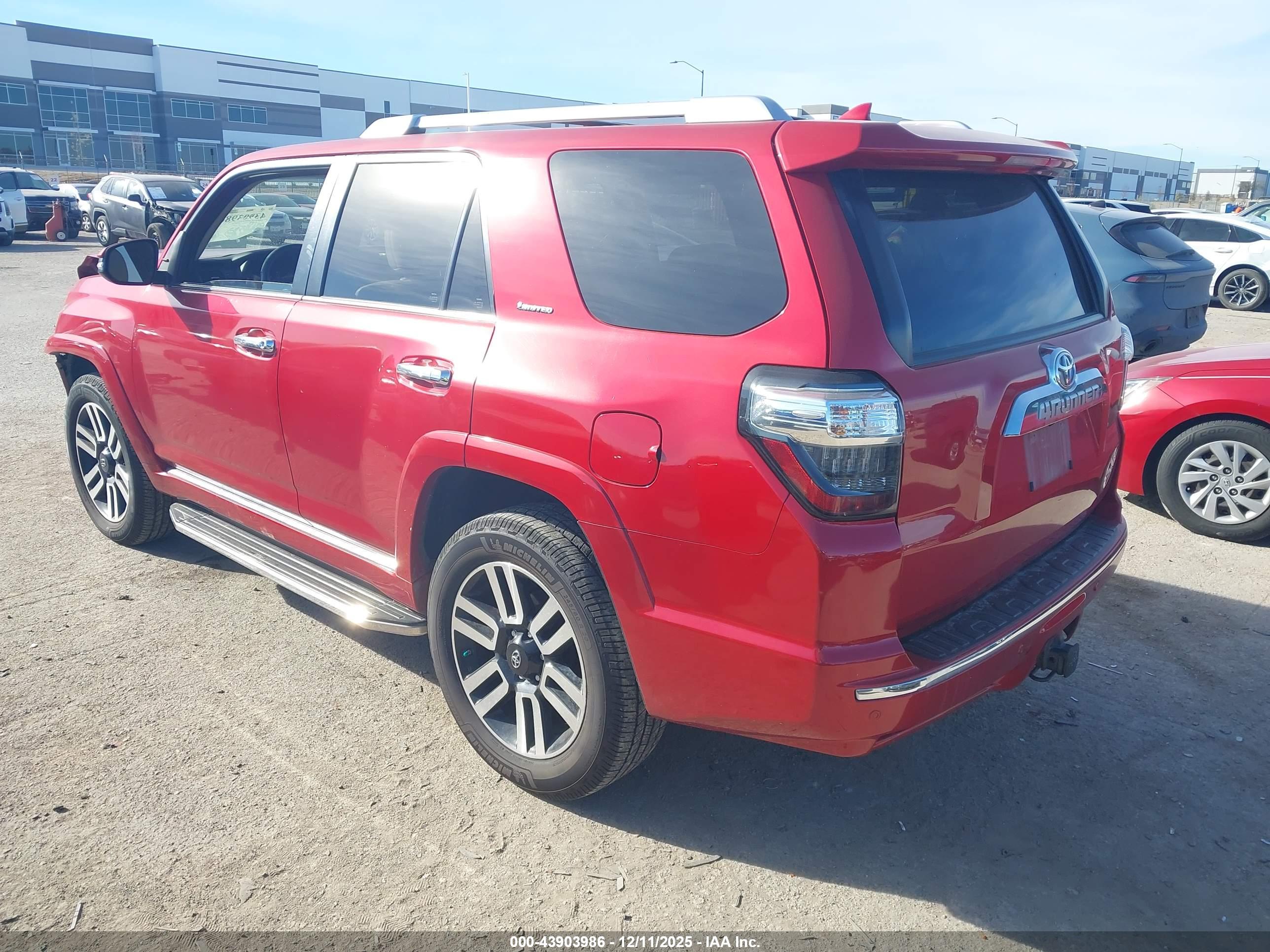 TOYOTA 4RUNNER image 3