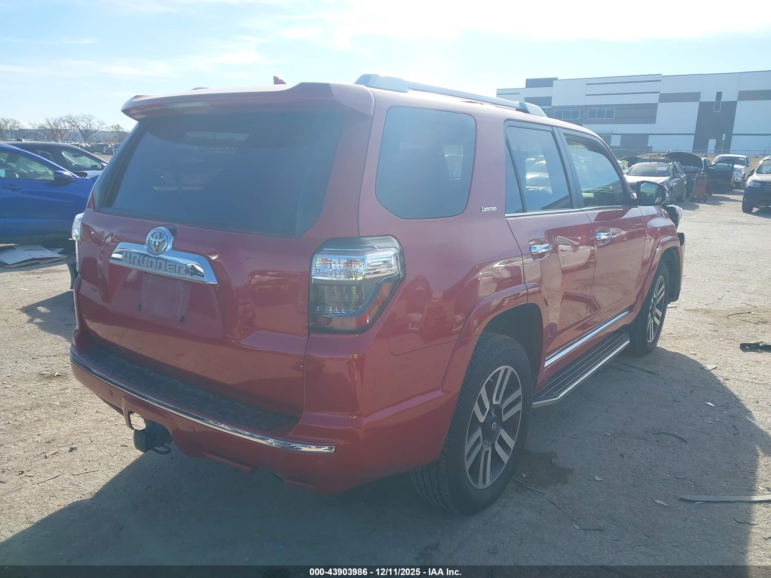 TOYOTA 4RUNNER image 4