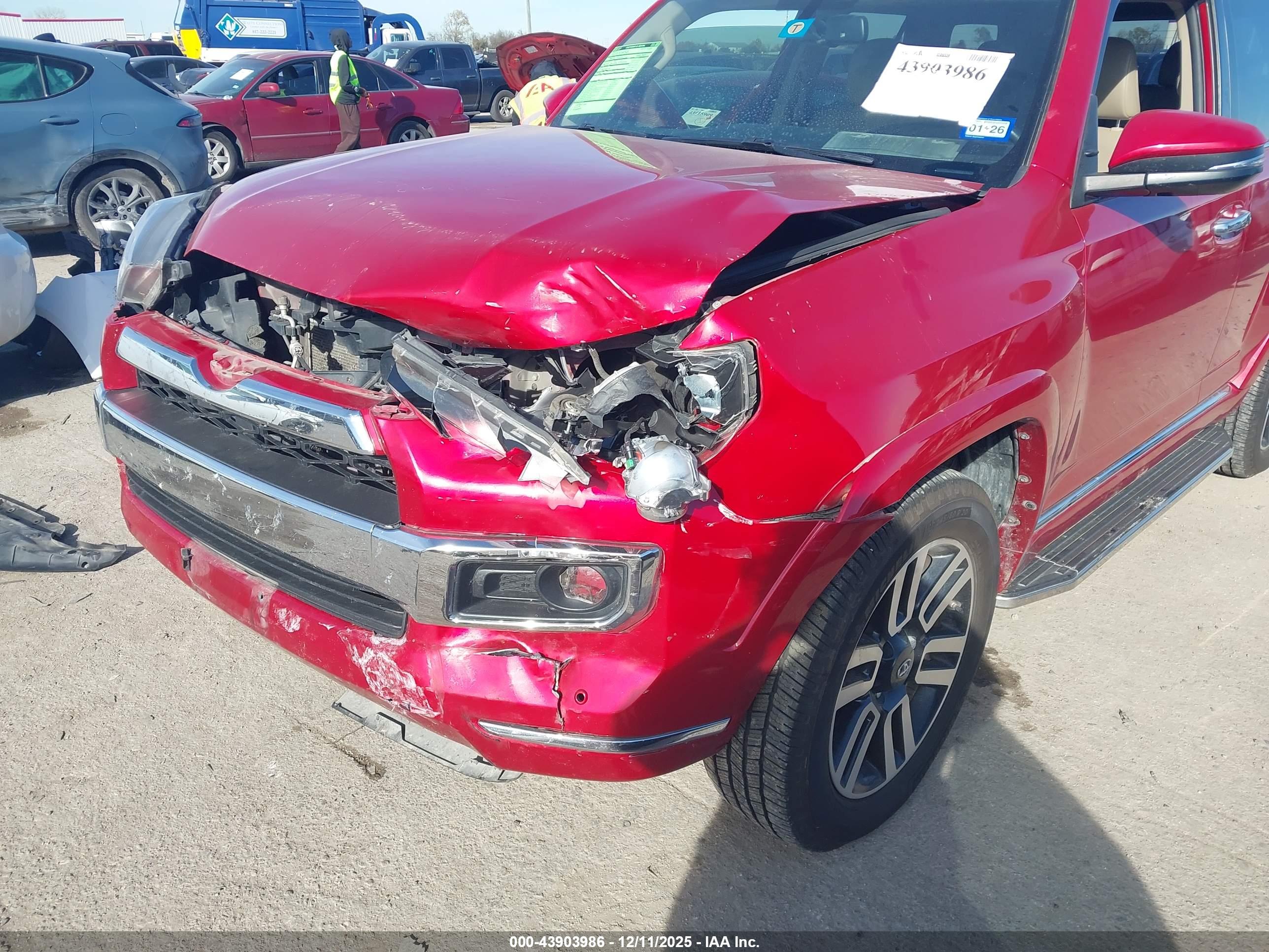 TOYOTA 4RUNNER image 6