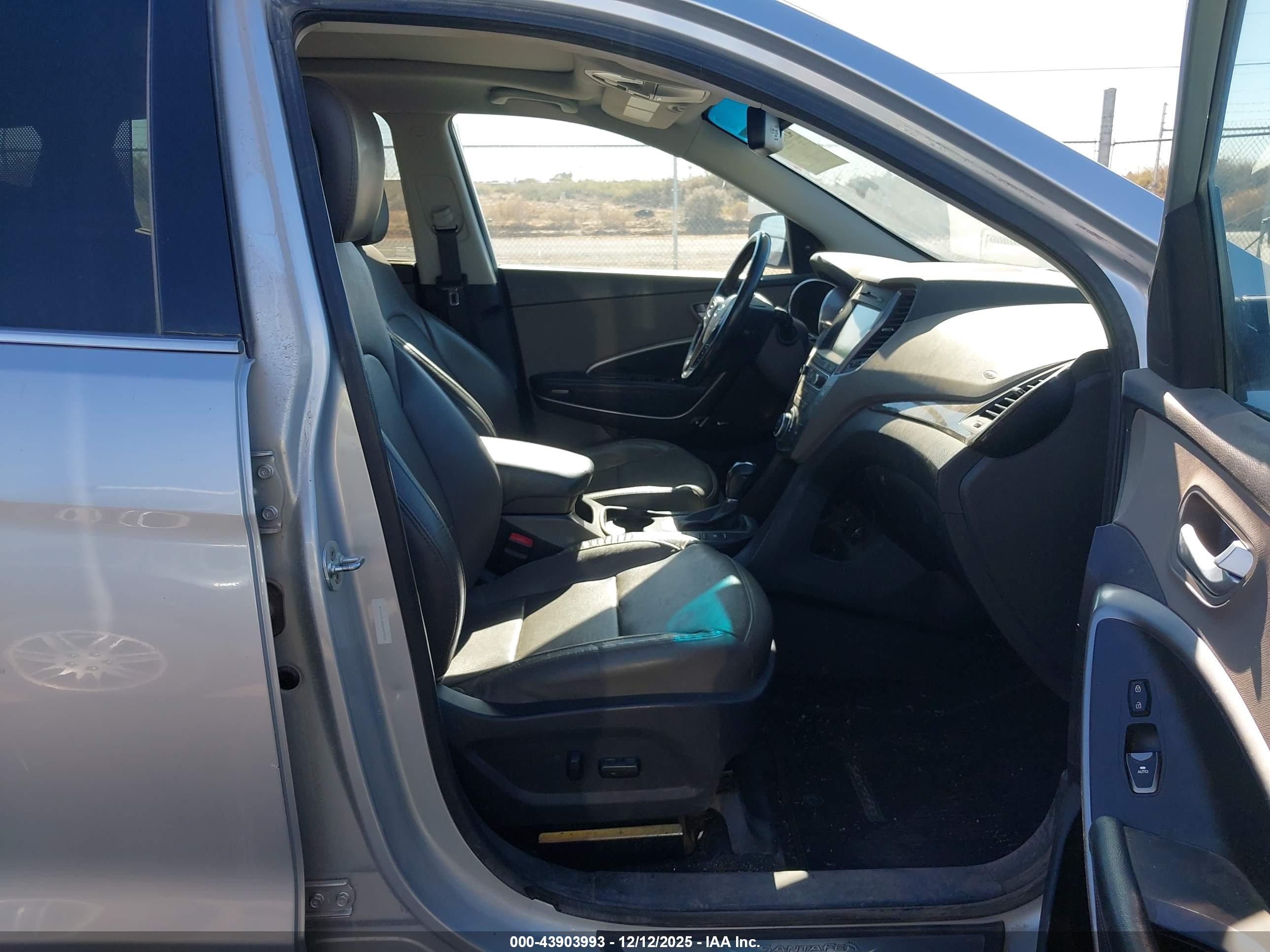 HYUNDAI SANTA image 5
