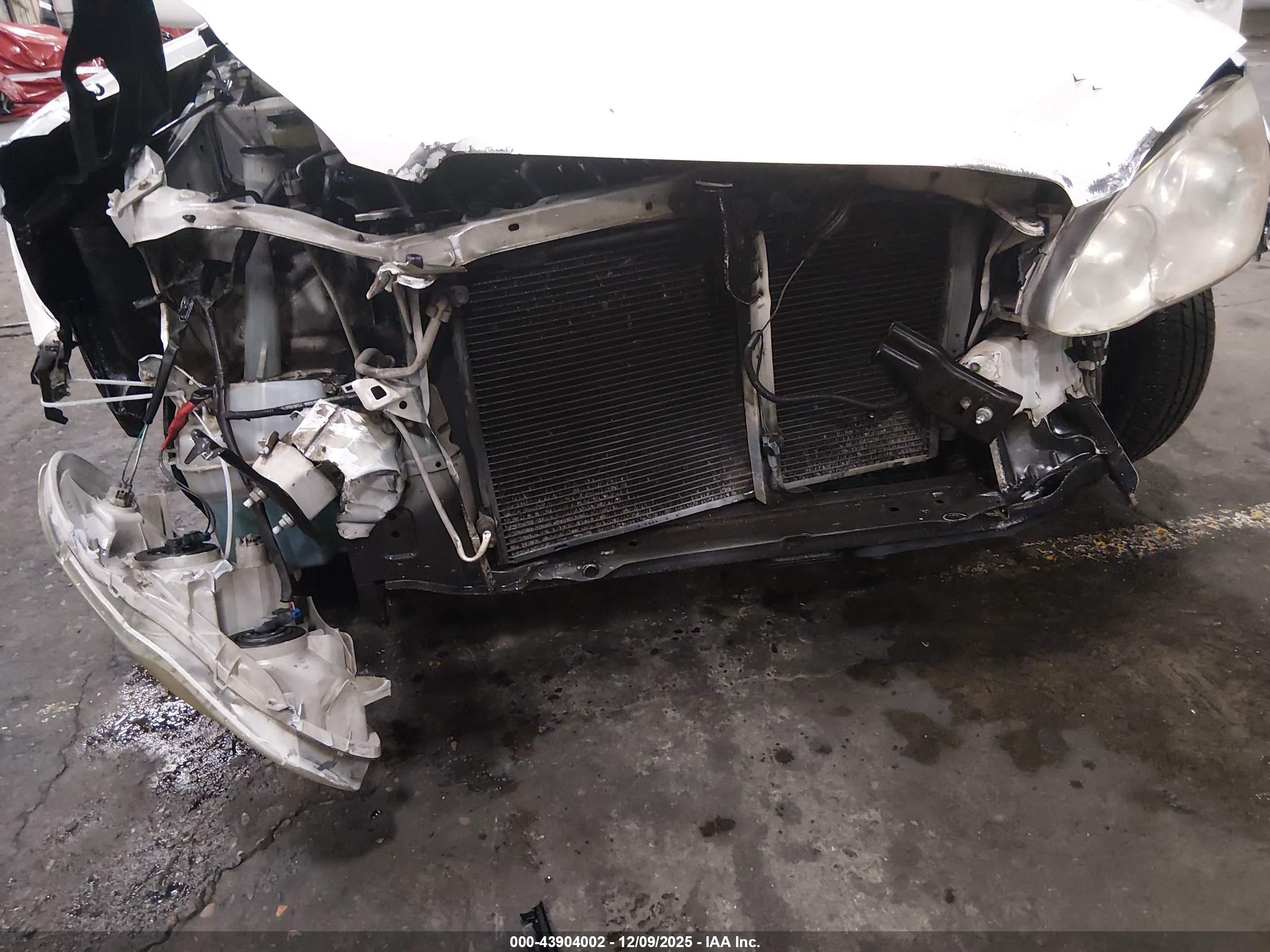 TOYOTA COROLLA image 6