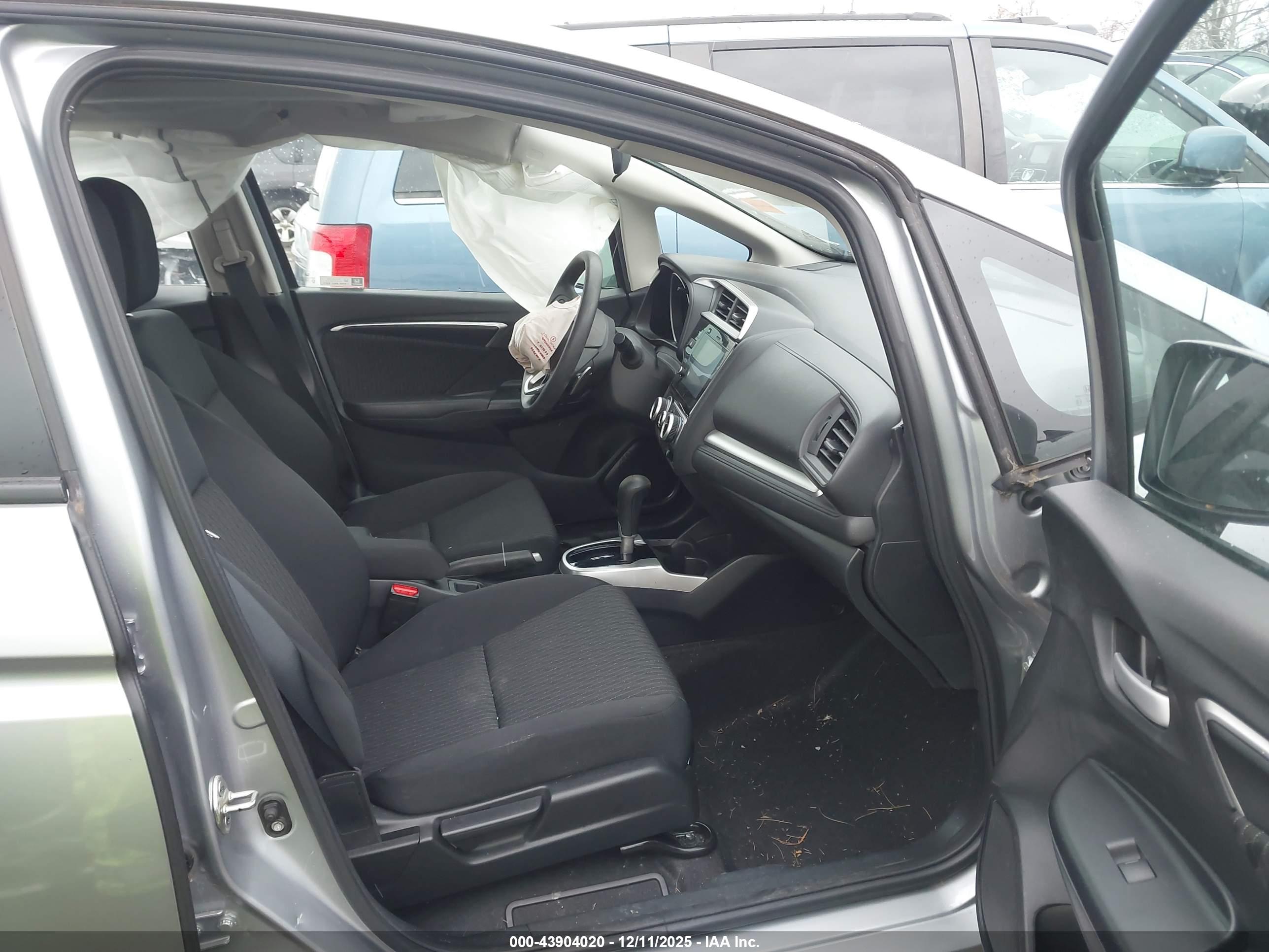 HONDA FIT image 5