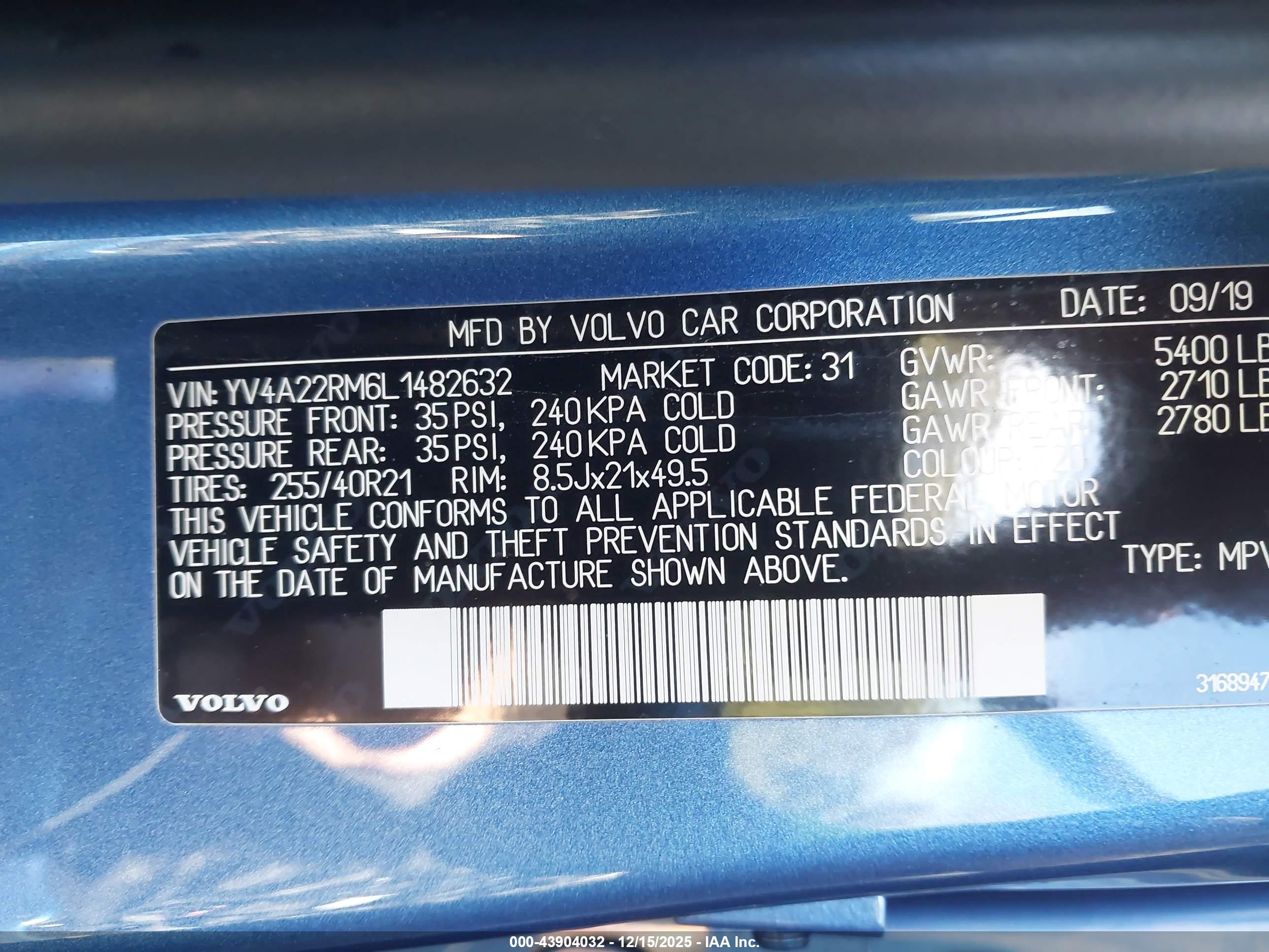 VOLVO XC60 image 9